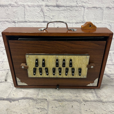 Unknown Shruti Box