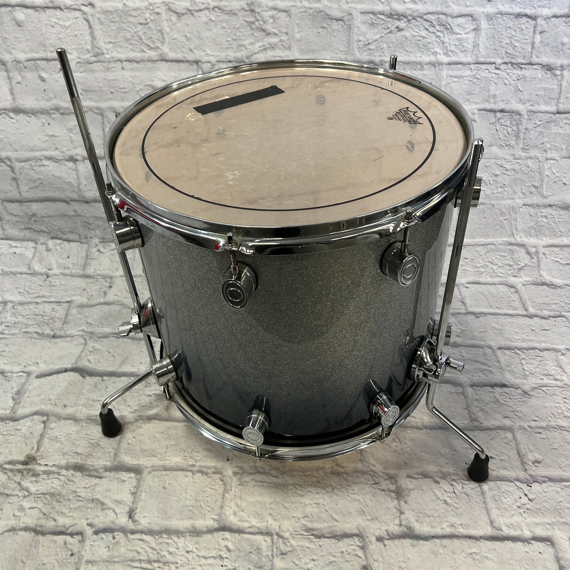 PDP X7 Silver to Black Sparkle 16x16" Floor Tom
