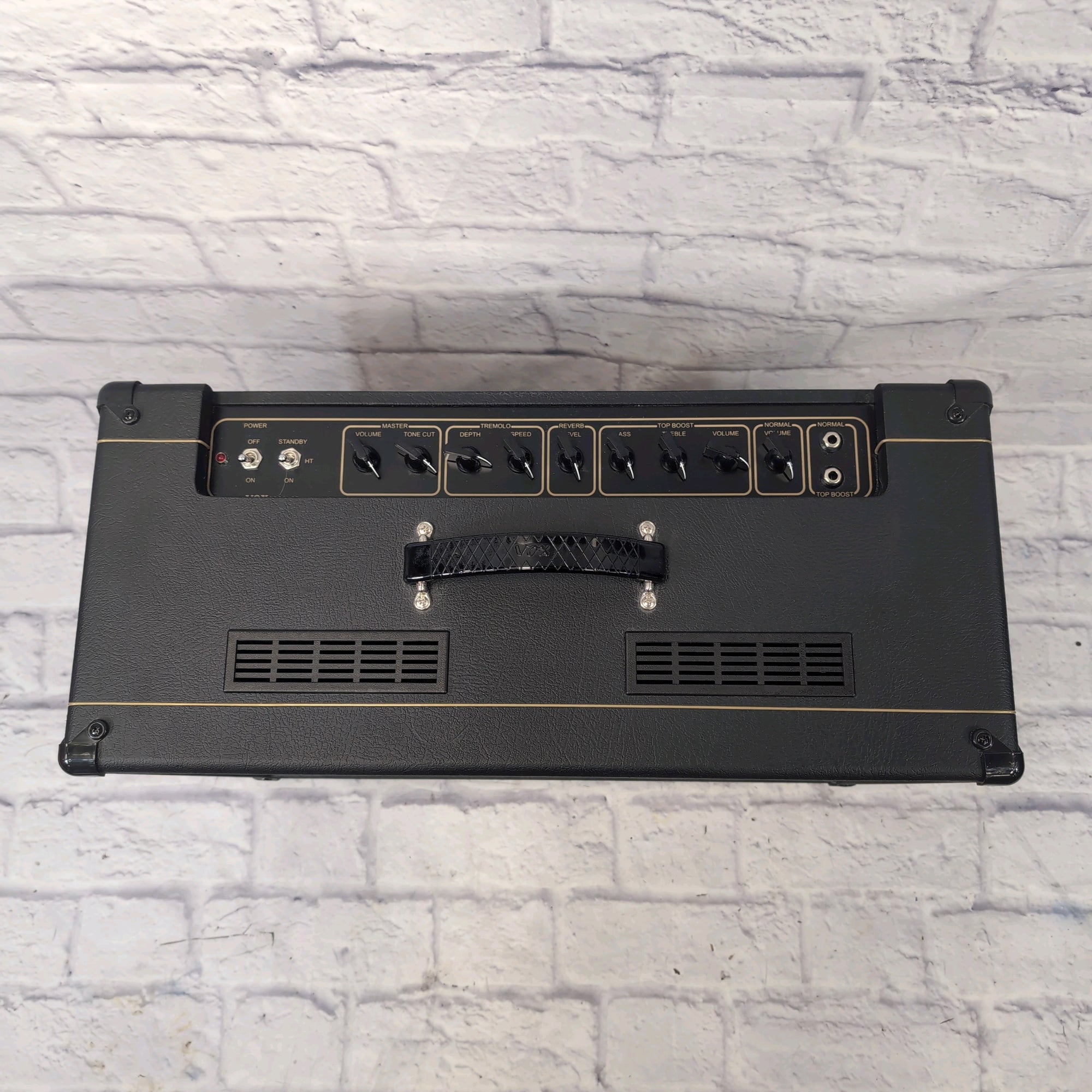 Vox AC15C1 2-Channel 15-Watt Tube Combo Guitar Amplifier