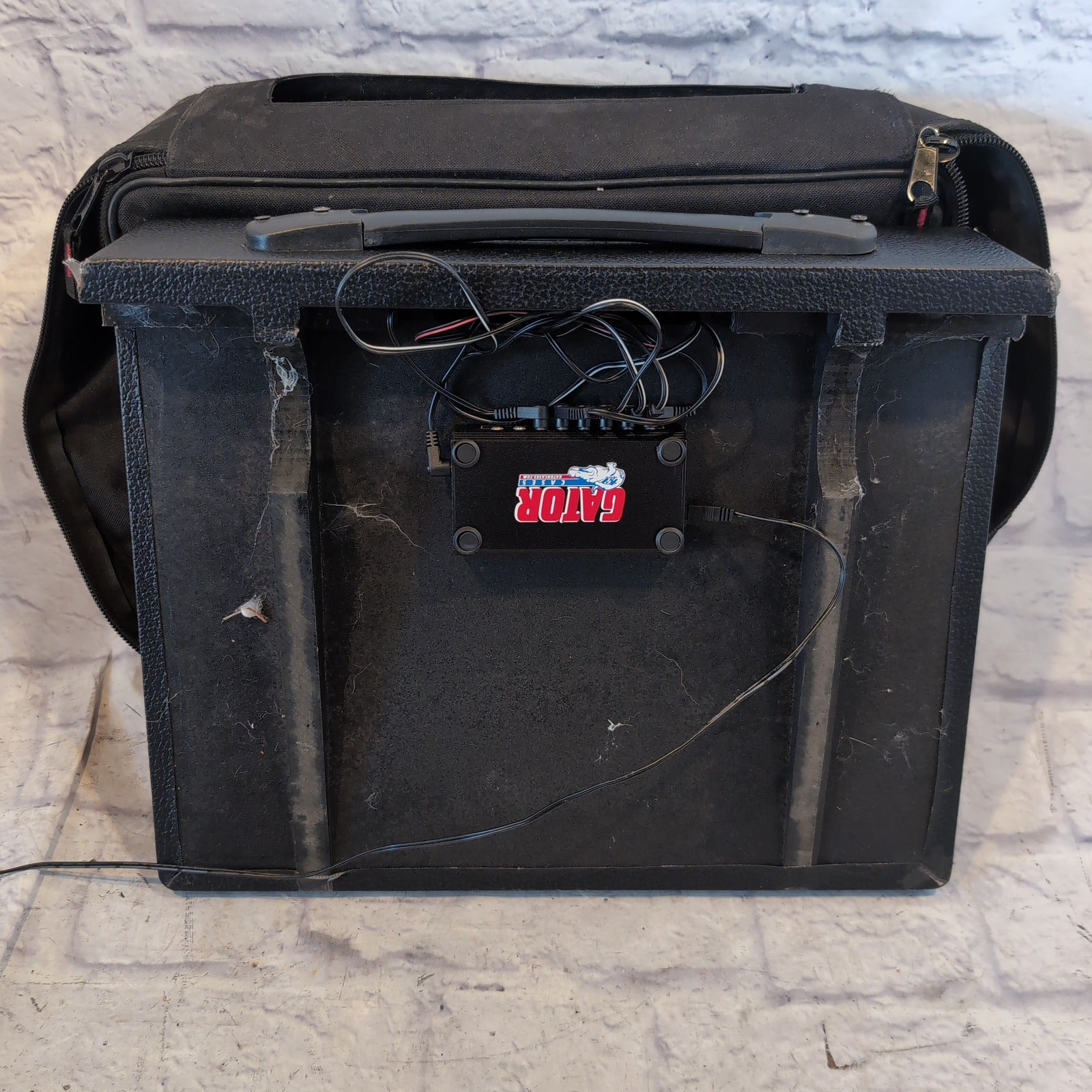 Gator Pedal Tote Pedal Board with Power Supply and Bag