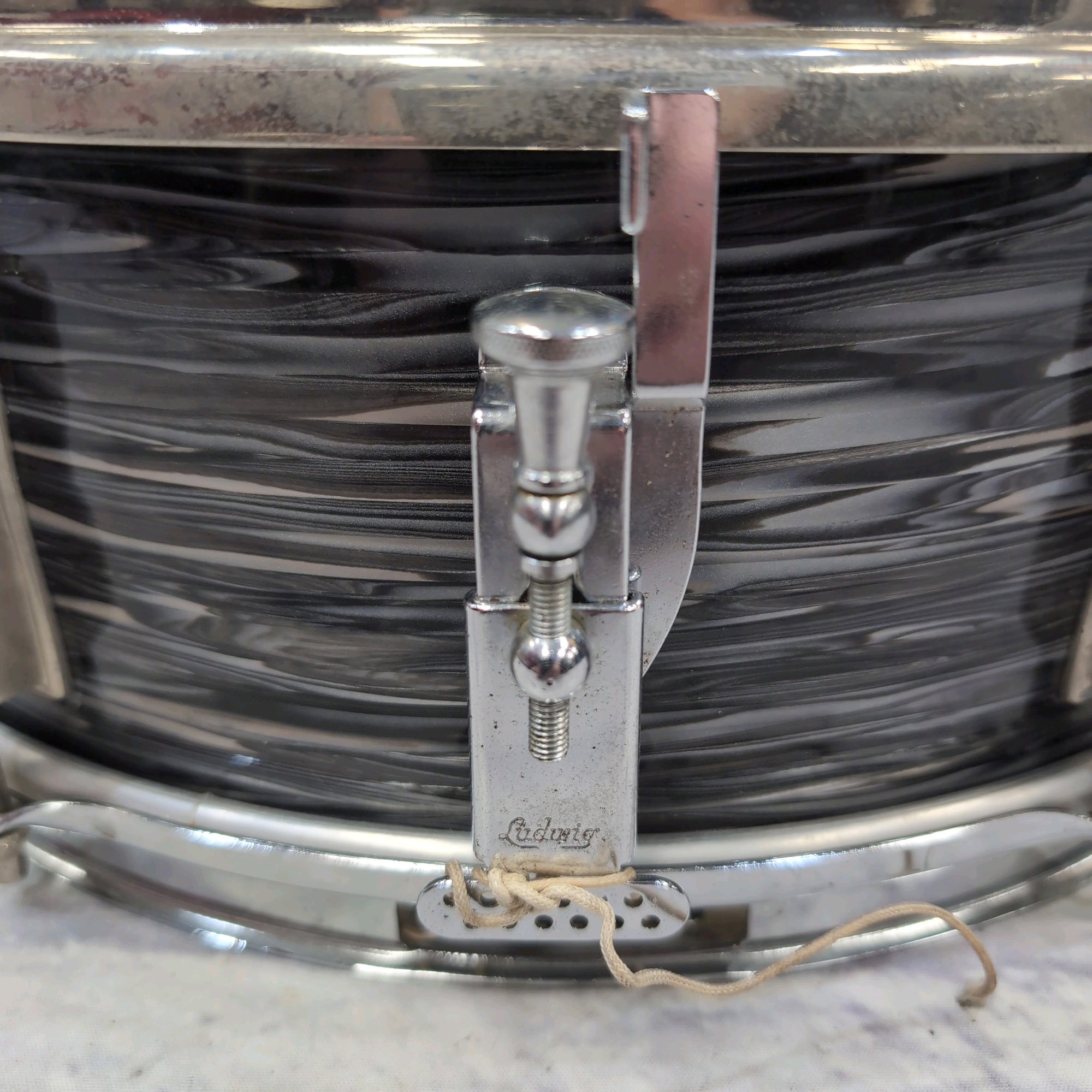 Ludwig Pioneer 5x14" Snare Drum Black Oyster Pearl Keystone Badge Vintage 1964