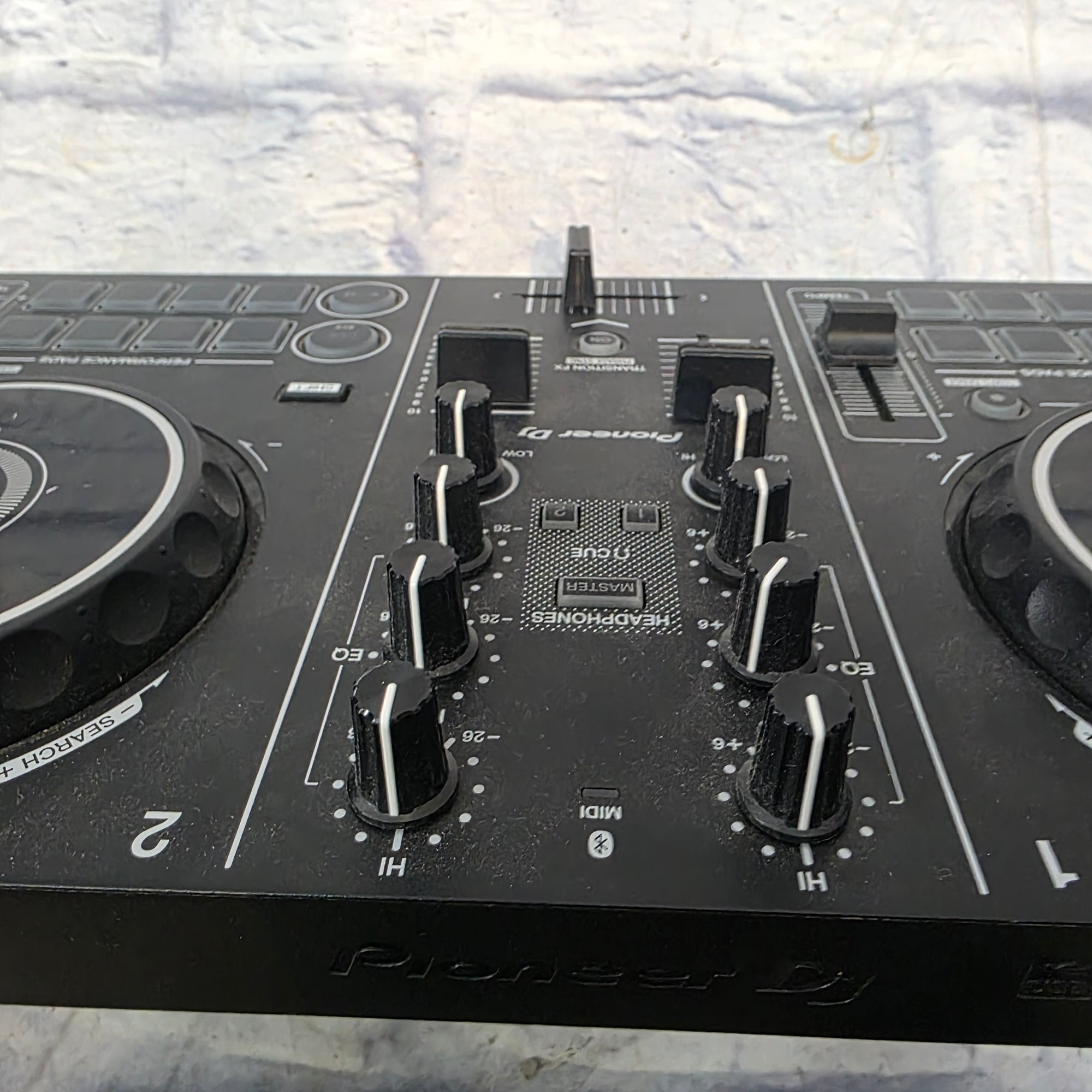 Pioneer DDJ-200 DJ Controller