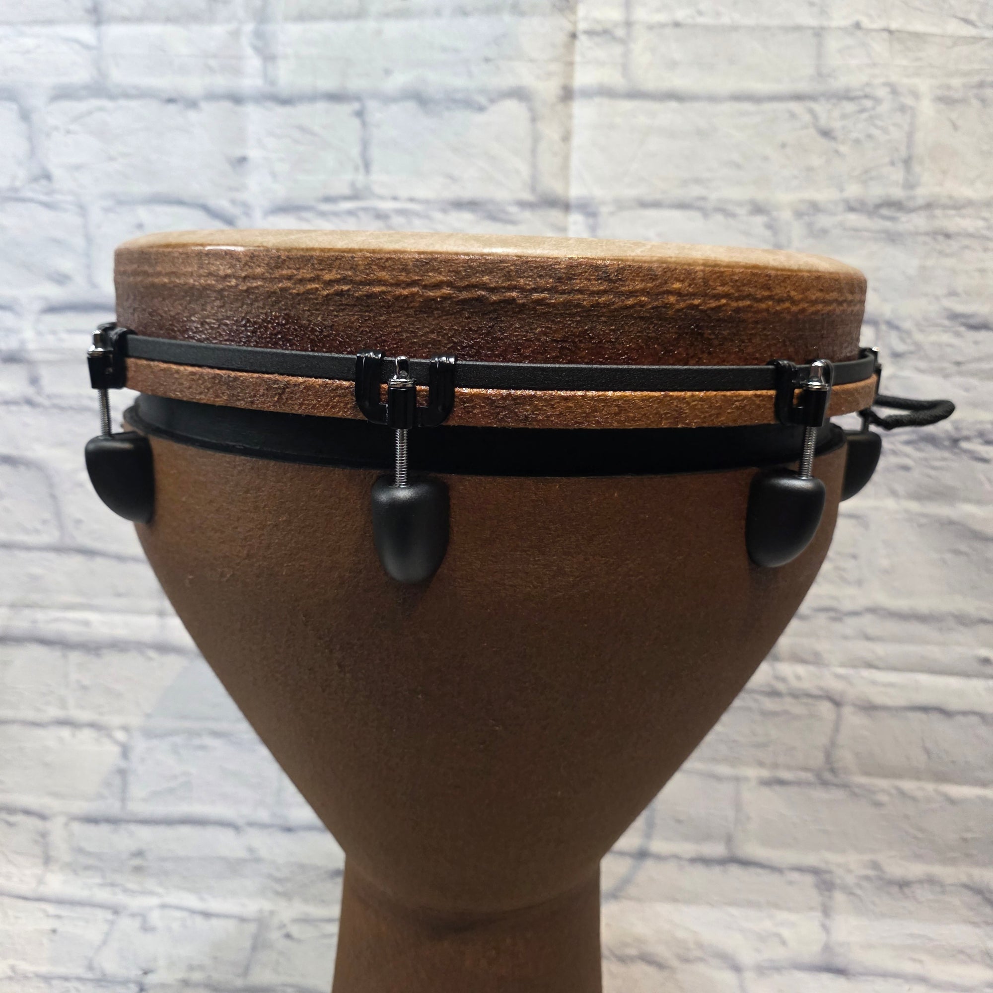 Remo 16" Mondo Earth Djembe w/ soft case