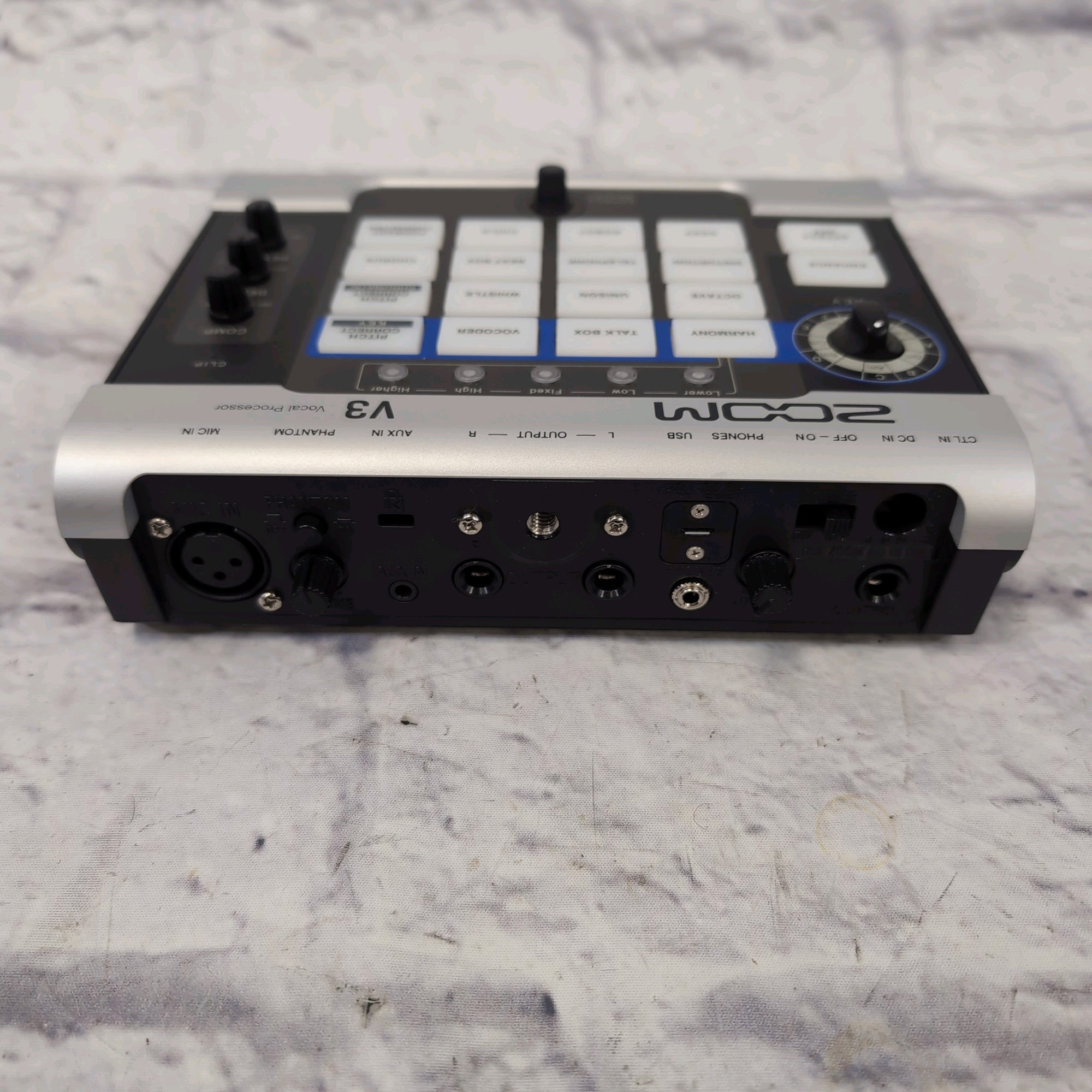 Zoom V3 Vocal Processor Vocal Effect Pedal