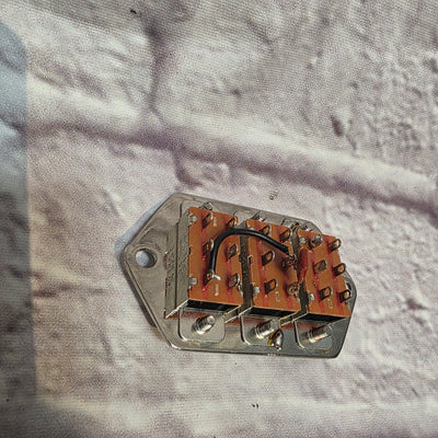 Fender 1960s-styled Jaguar 3-Way Switch Plate -  Electric Guitar Part