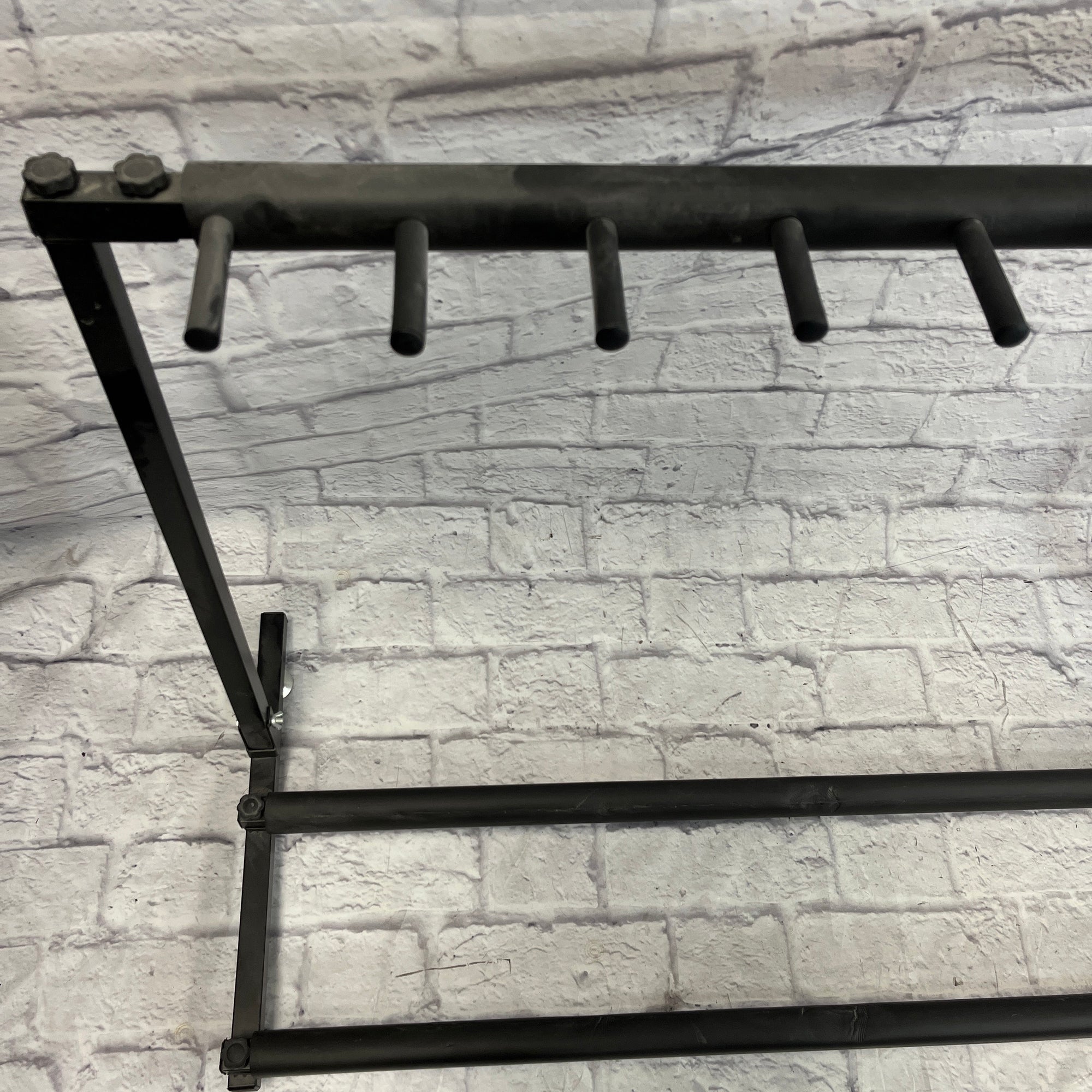 Unknown 9 Guitar Rack Stand