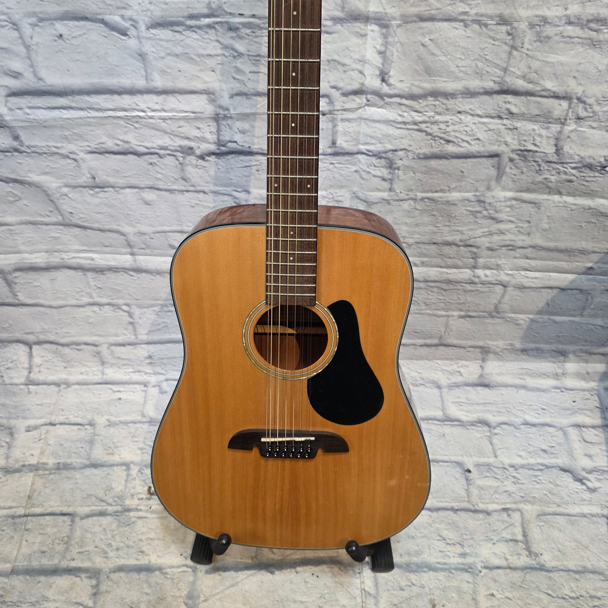 Alvarez RD20S12 Regent Dreadnought 12 String Acoustic Guitar With Case