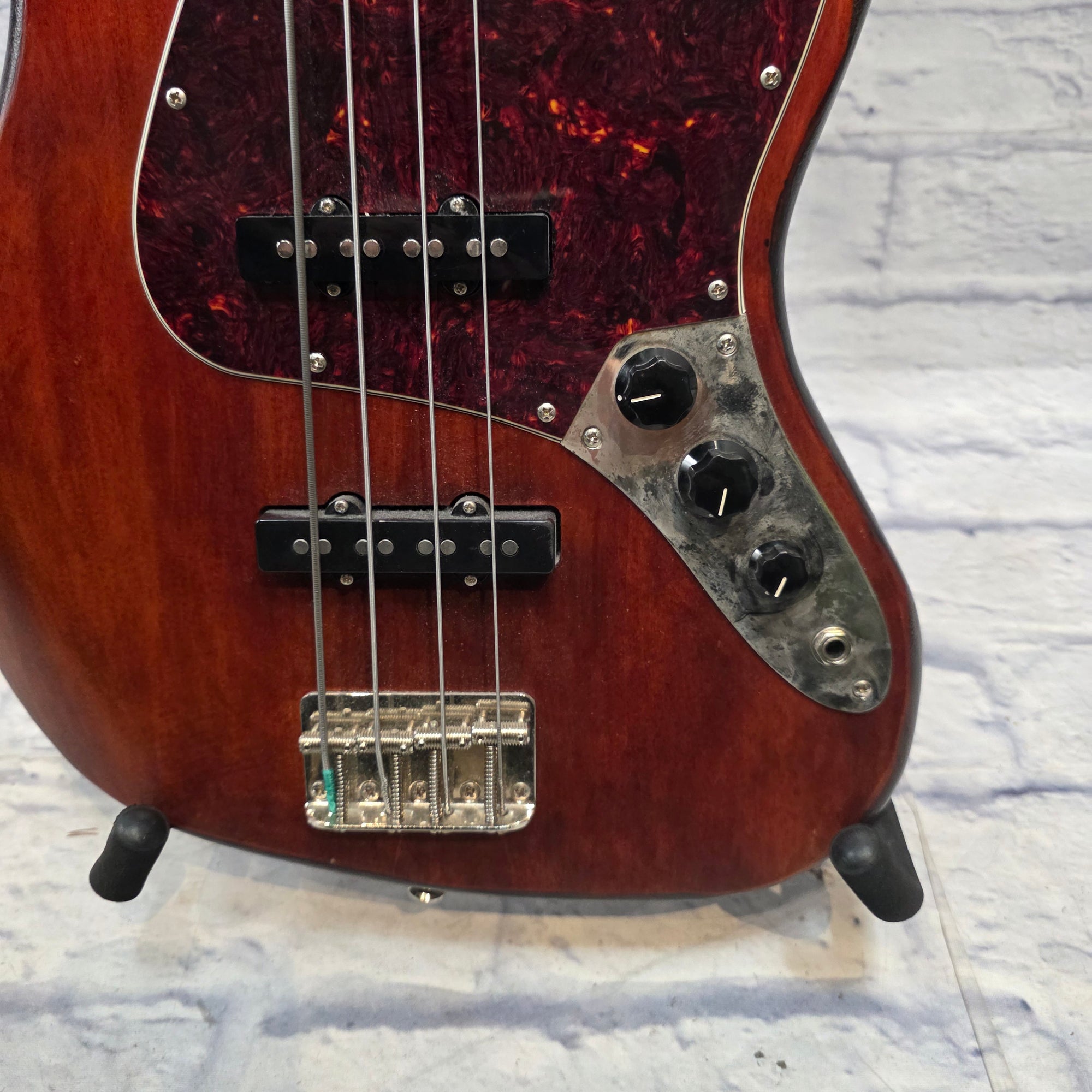 Squier 2019 Classic Vibe 60s Fretless Jazz Bass - Refinished 4 String Bass Guitar