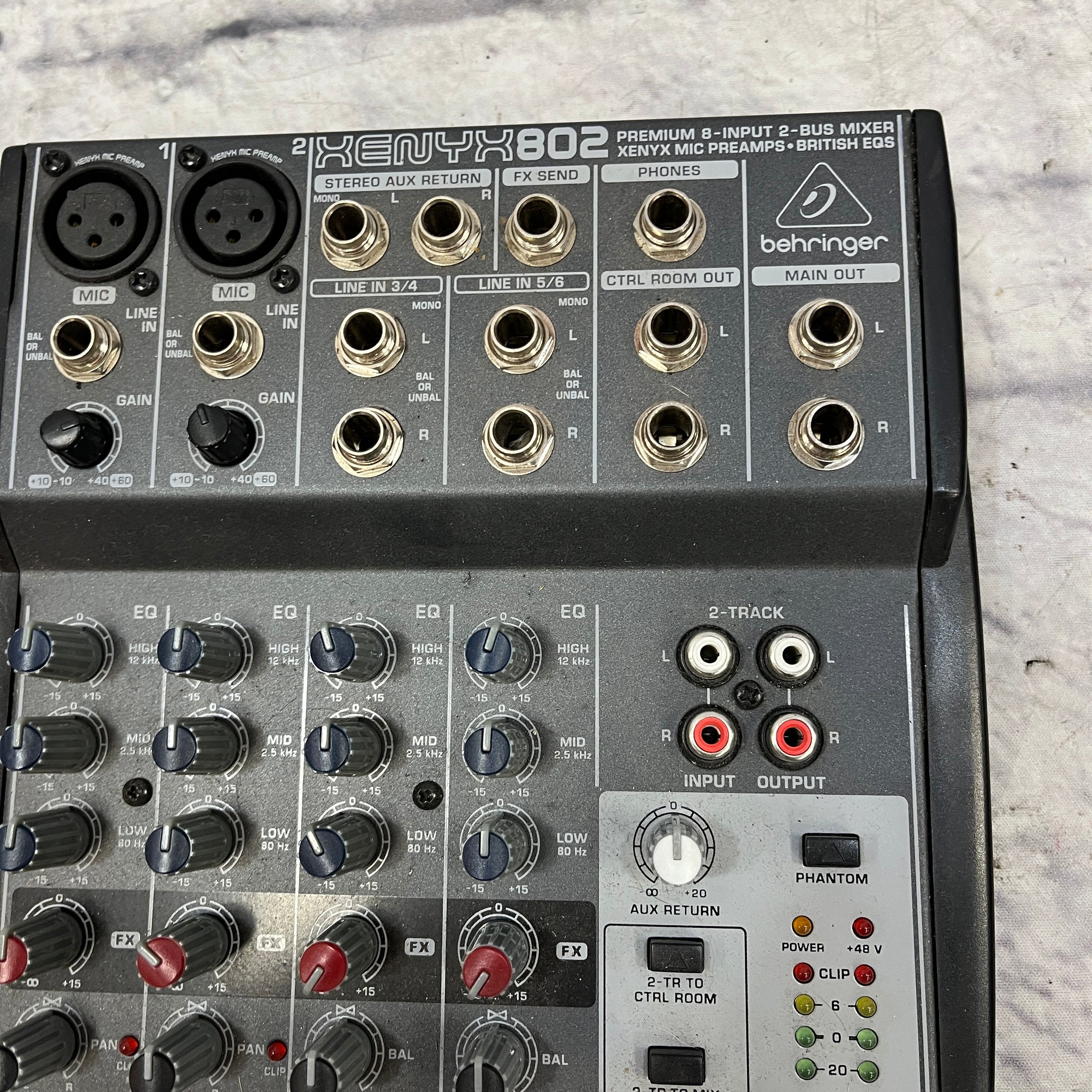 Behringer Xenyx 802 Mixer with Power Supply