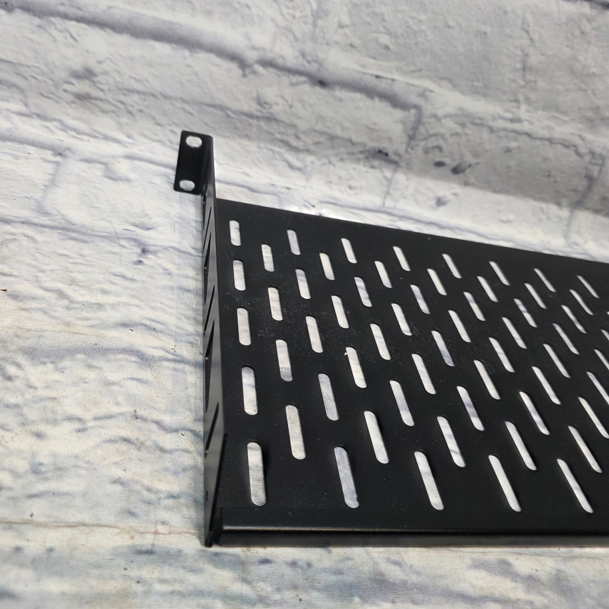 Unknown Vented Cantilever Shelf Shelving