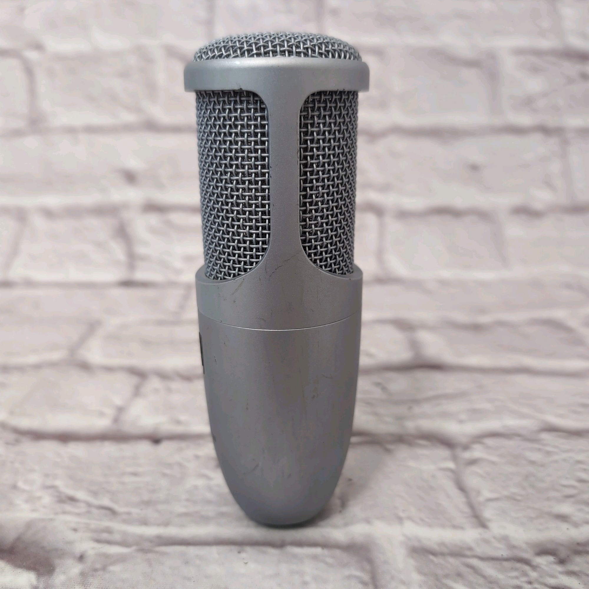 AKG Perception 100 Condenser Microphone