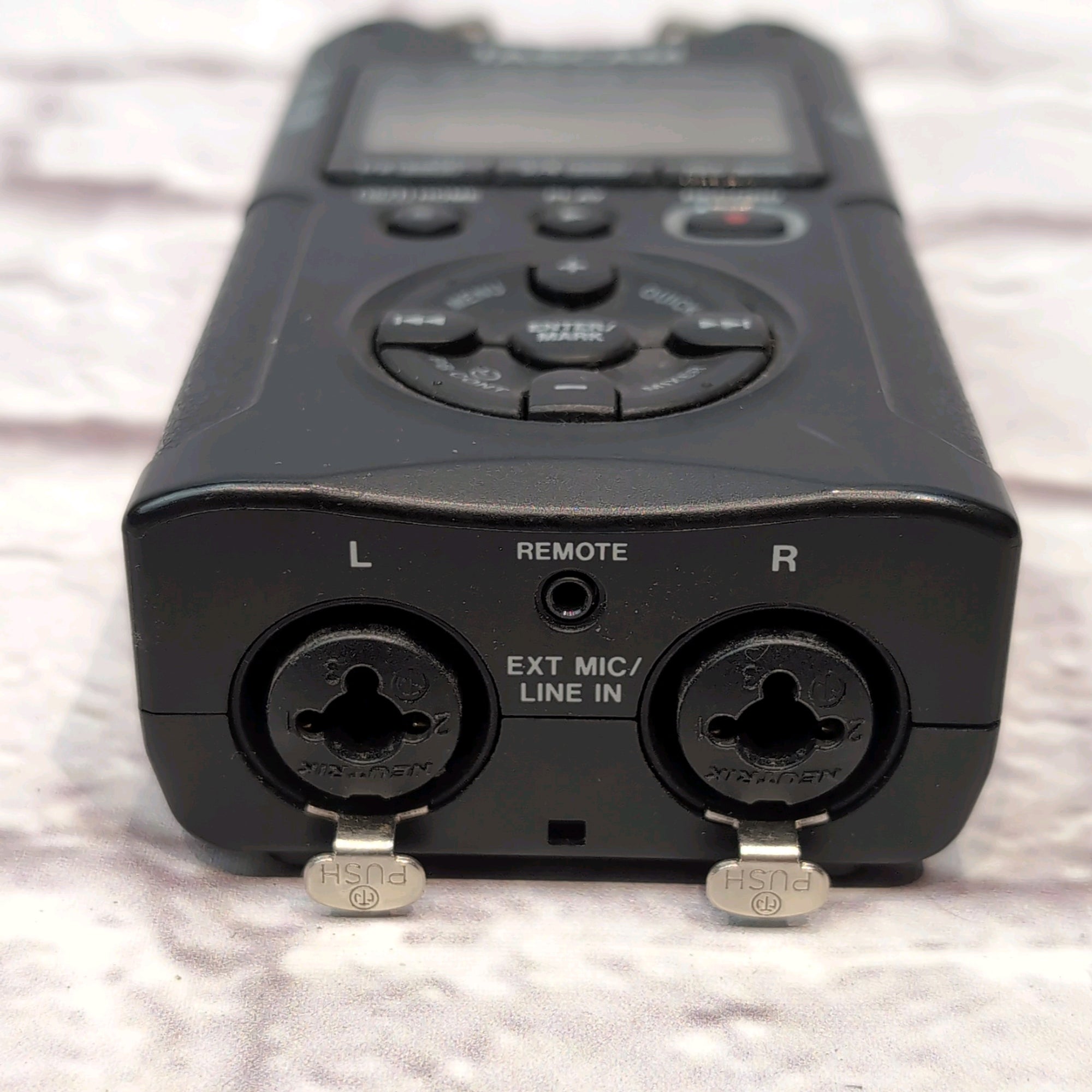 Tascam DR-40 Linear PCM Digital Field Recorder