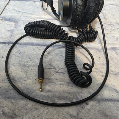 Sony MDR-7506 Studio Headphones