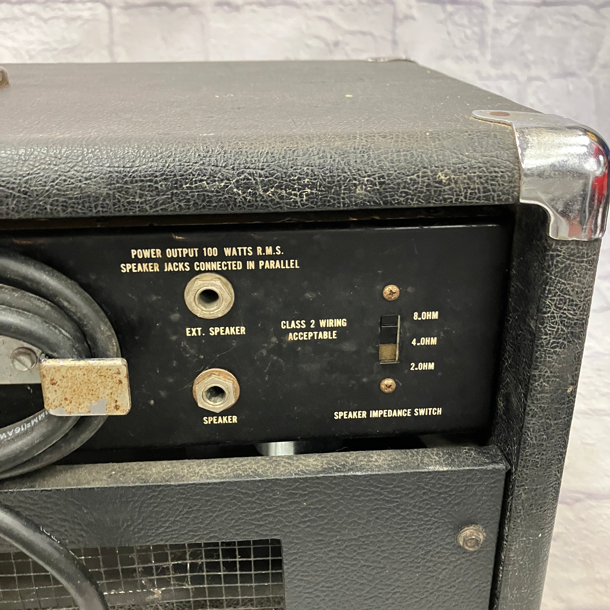 Ampeg V4B Tube Bass Head (Recently Serviced)