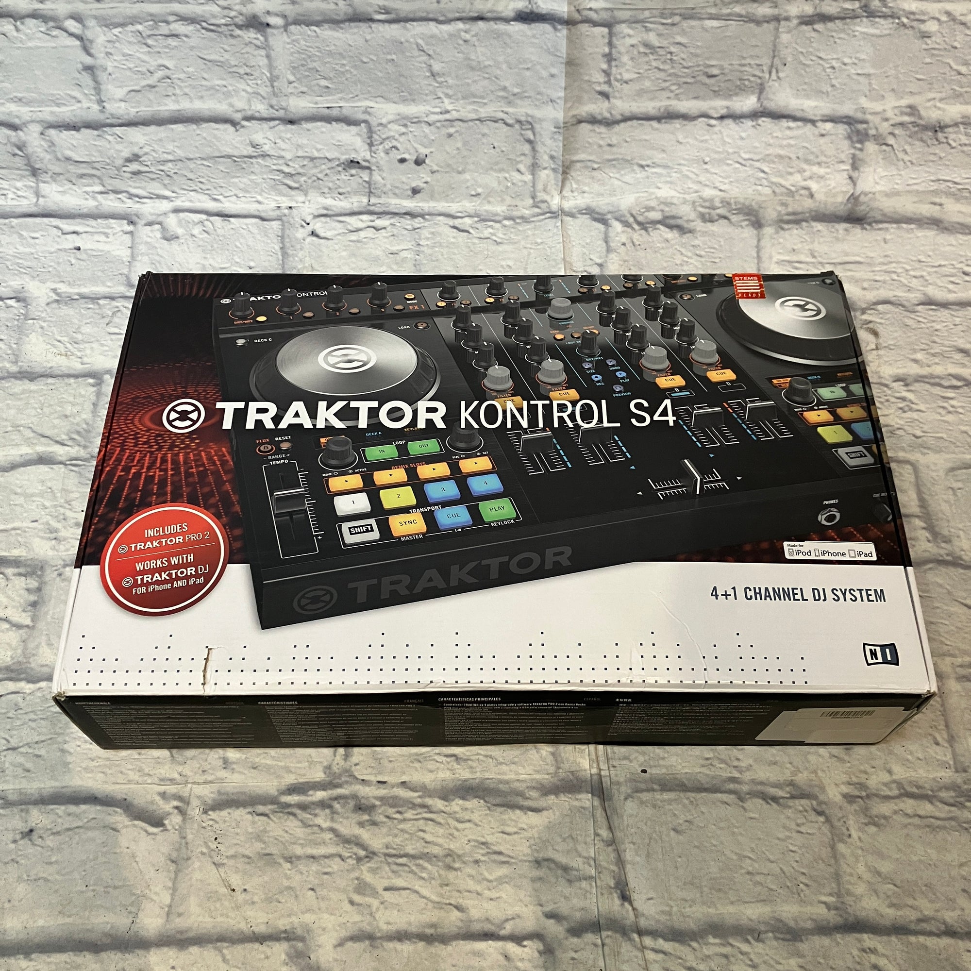 Native Instruments Traktor Kontrol S4 MK2