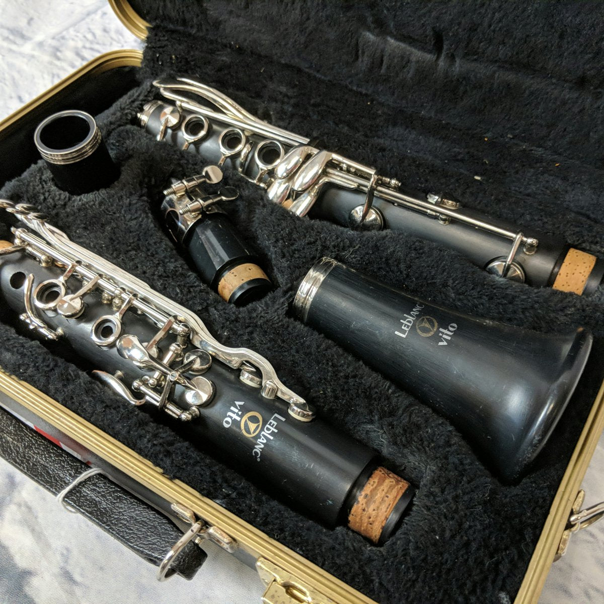 Vito/LeBlanc 7212 Clarinet w/case SN:A71432