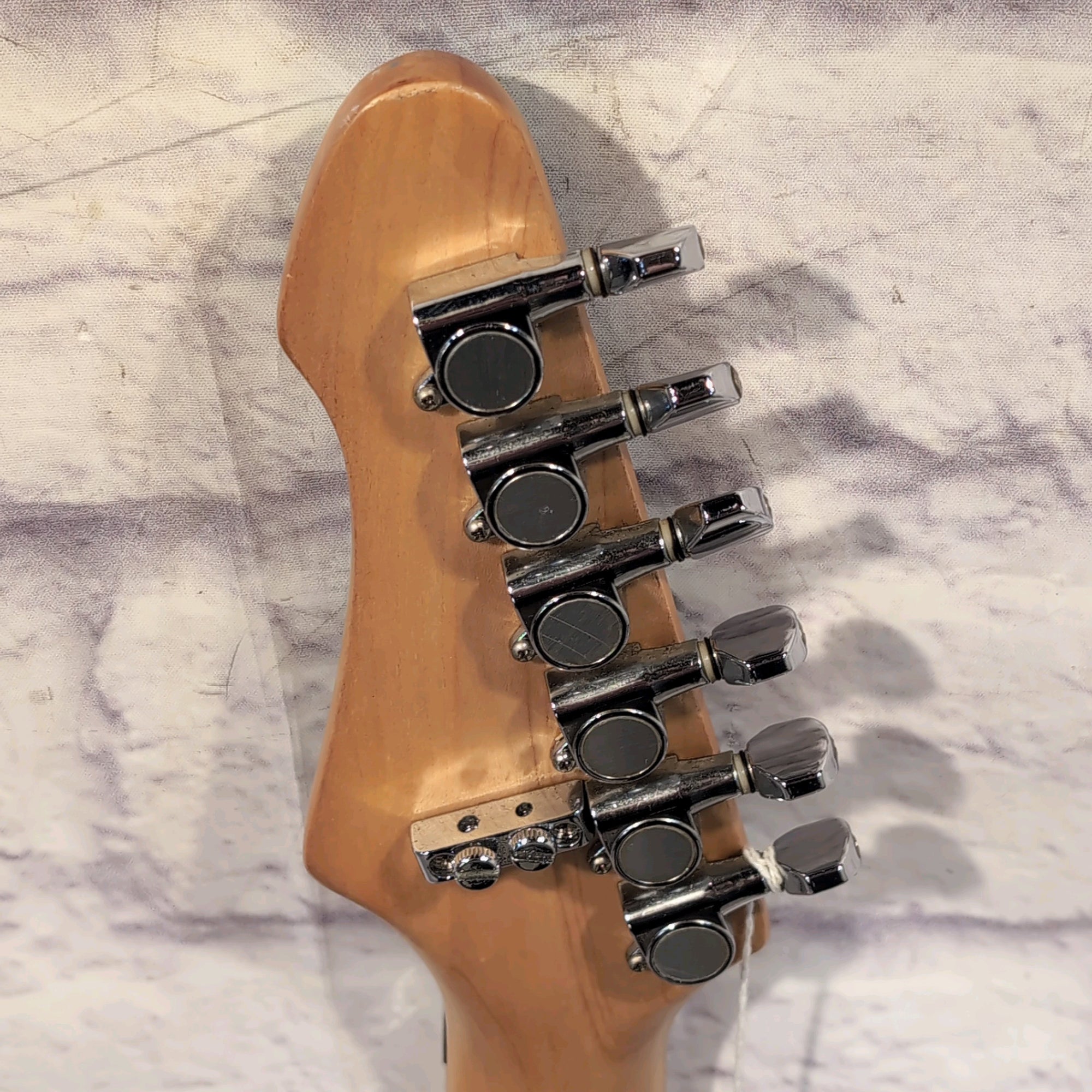 Vantage Made in Korea Electric Guitar