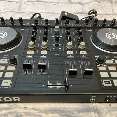 Native Instruments Traktor Kontrol S4 MK2