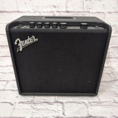 Fender Mustang LT25 25-Watt 1x8" Digital Modeling Guitar Combo Amp