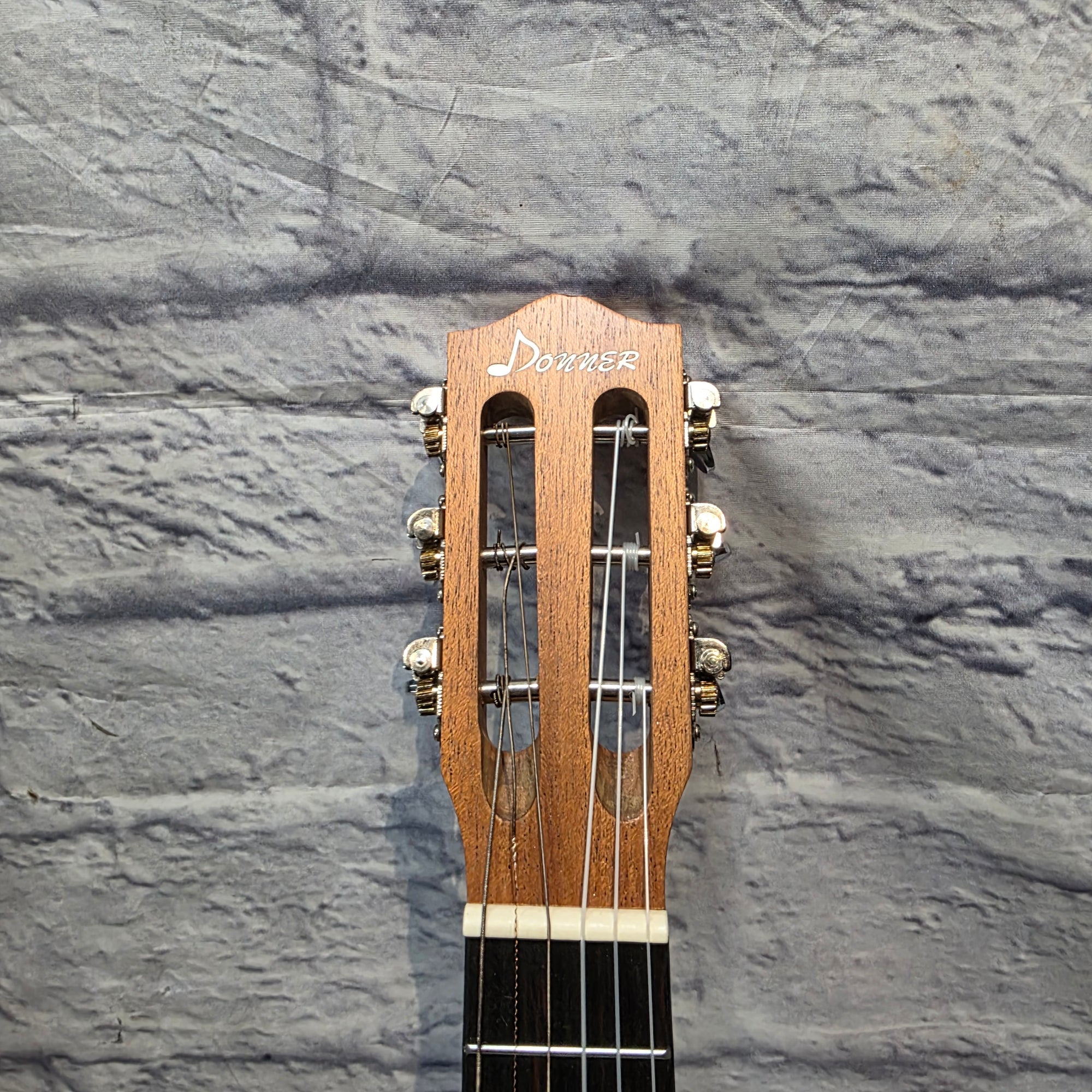 Donner DGL-1 Classical Acoustic Guitar