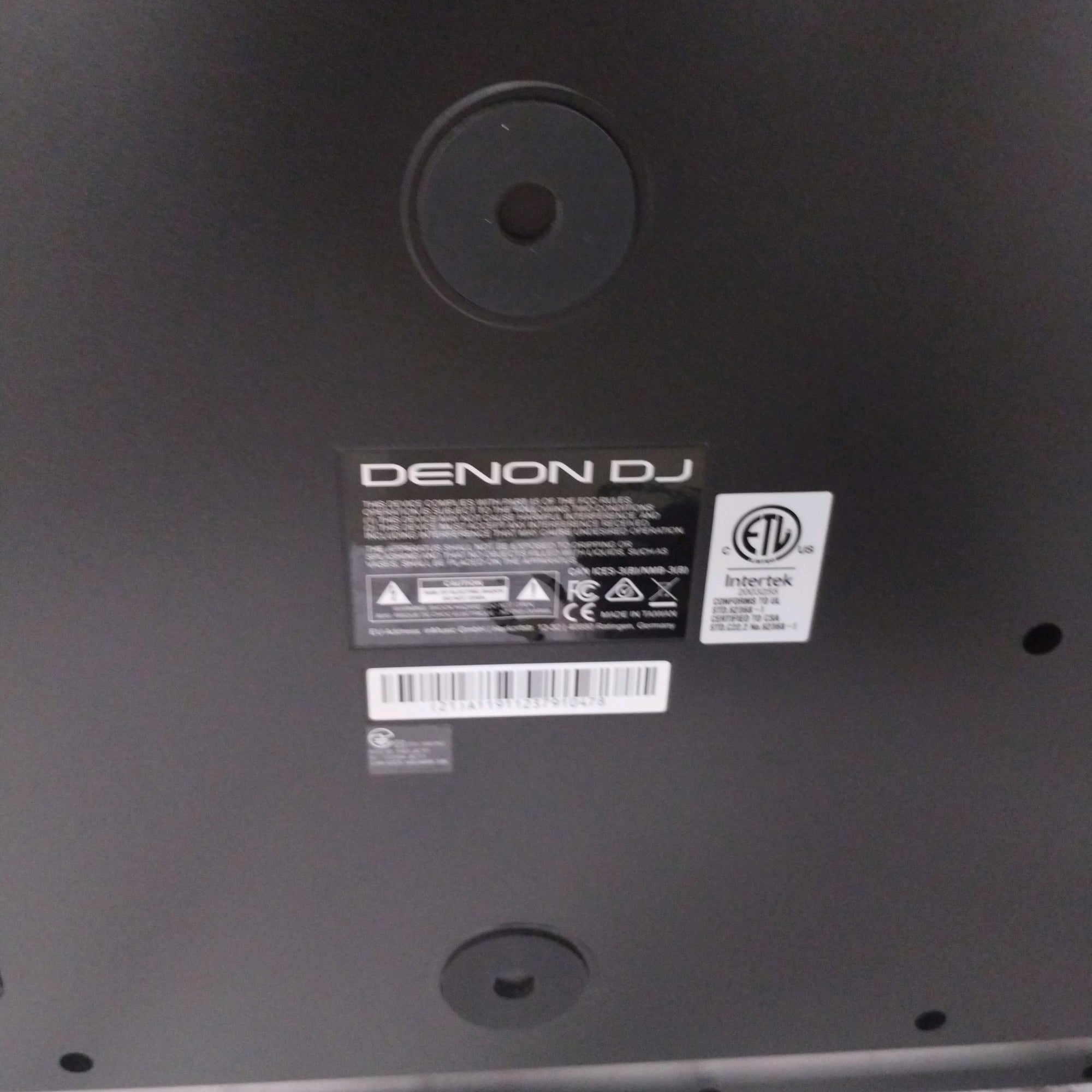 Denon DJ Prime 4 Turntable With Case