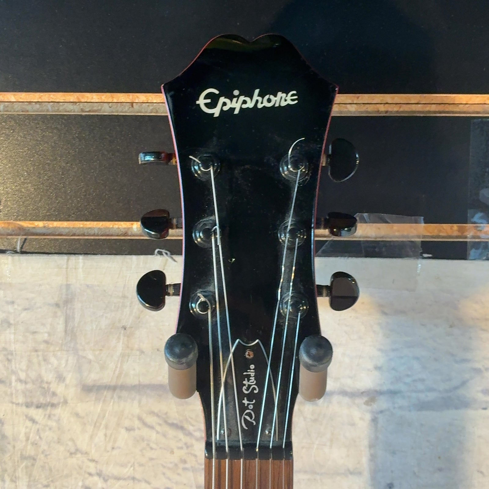 Epiphone Dot Studio Semi Hollow