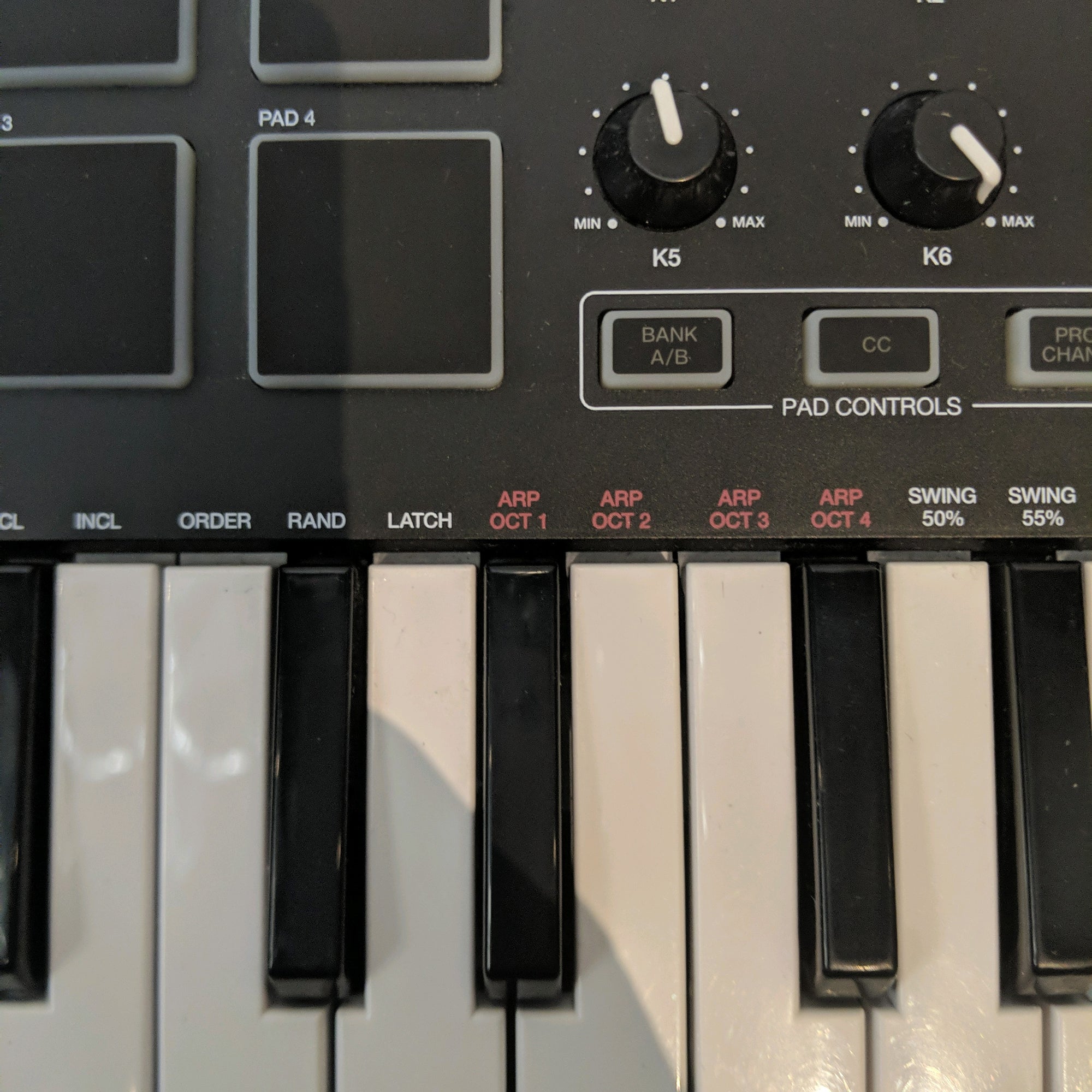 Akai MPK Mini Controller