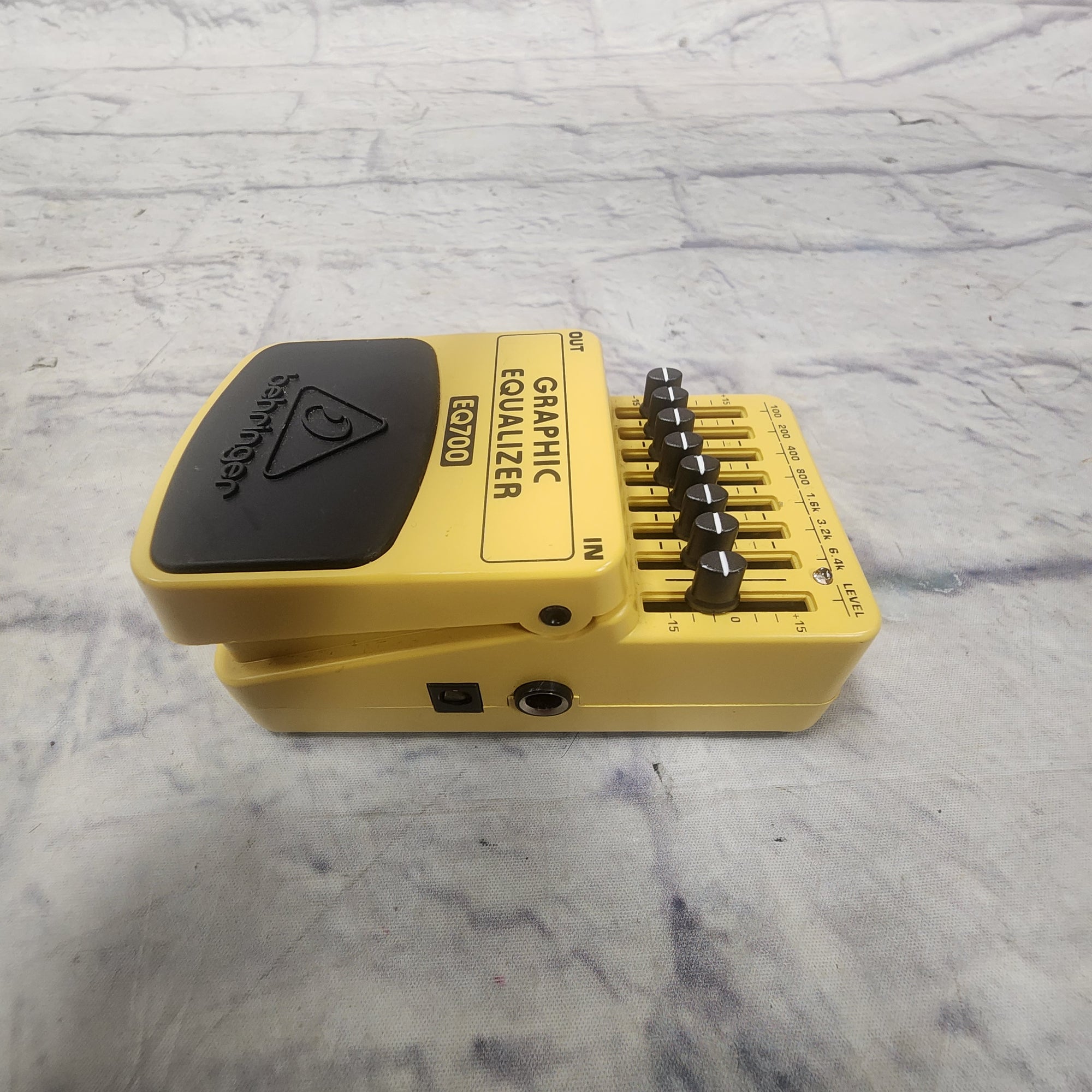 Behringer EQ700 Equalizer EQ Pedal