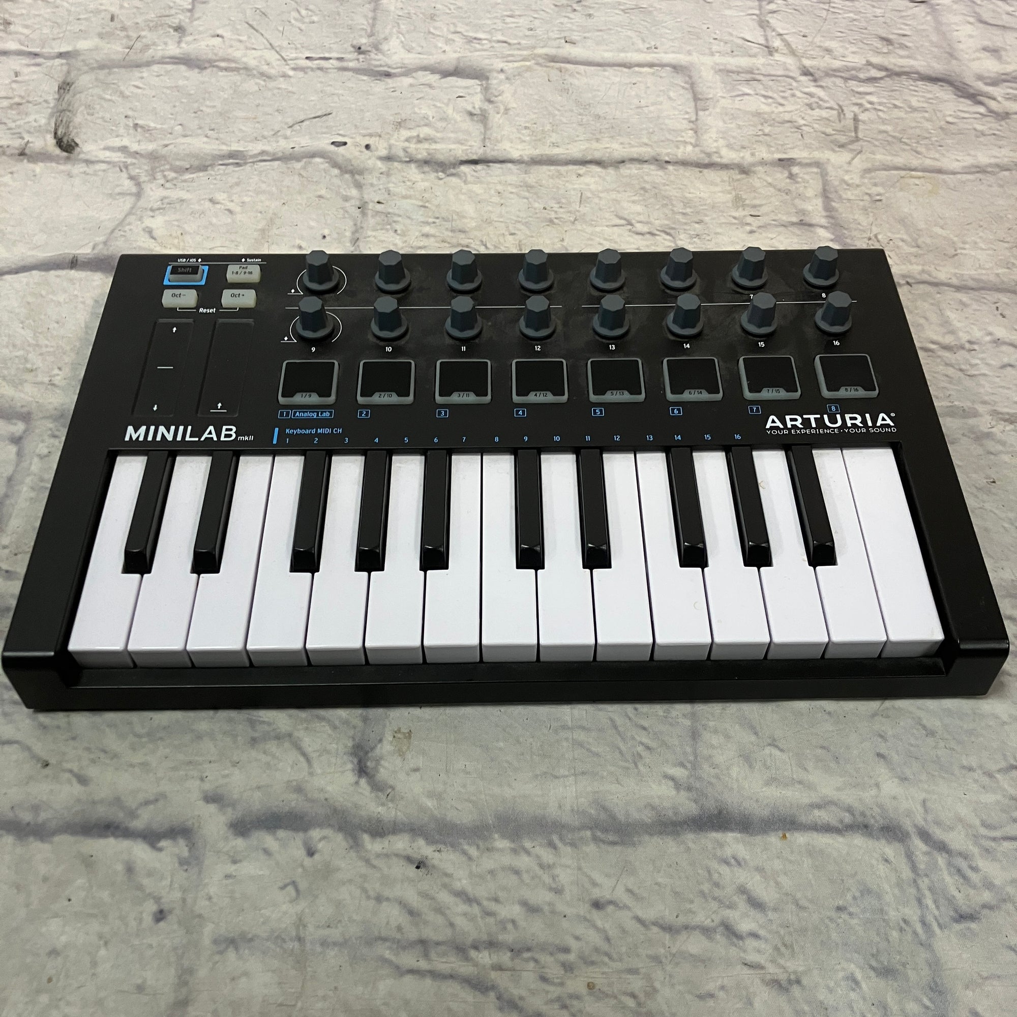 Arturia MiniLab USB Controller