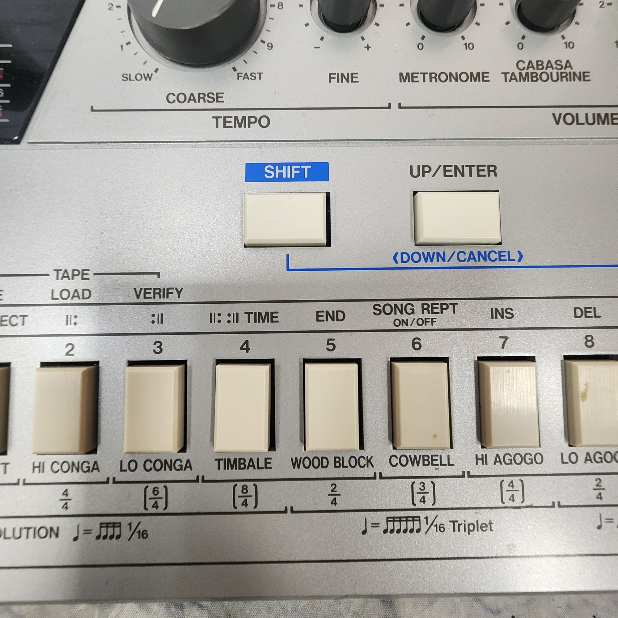 Korg DDM-220 Super Percussion Digital Drum Machine