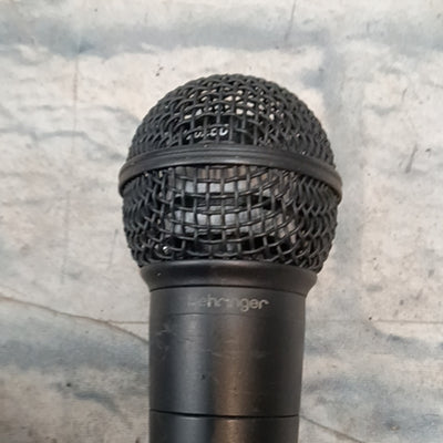 Behringer XM8500 Microphone