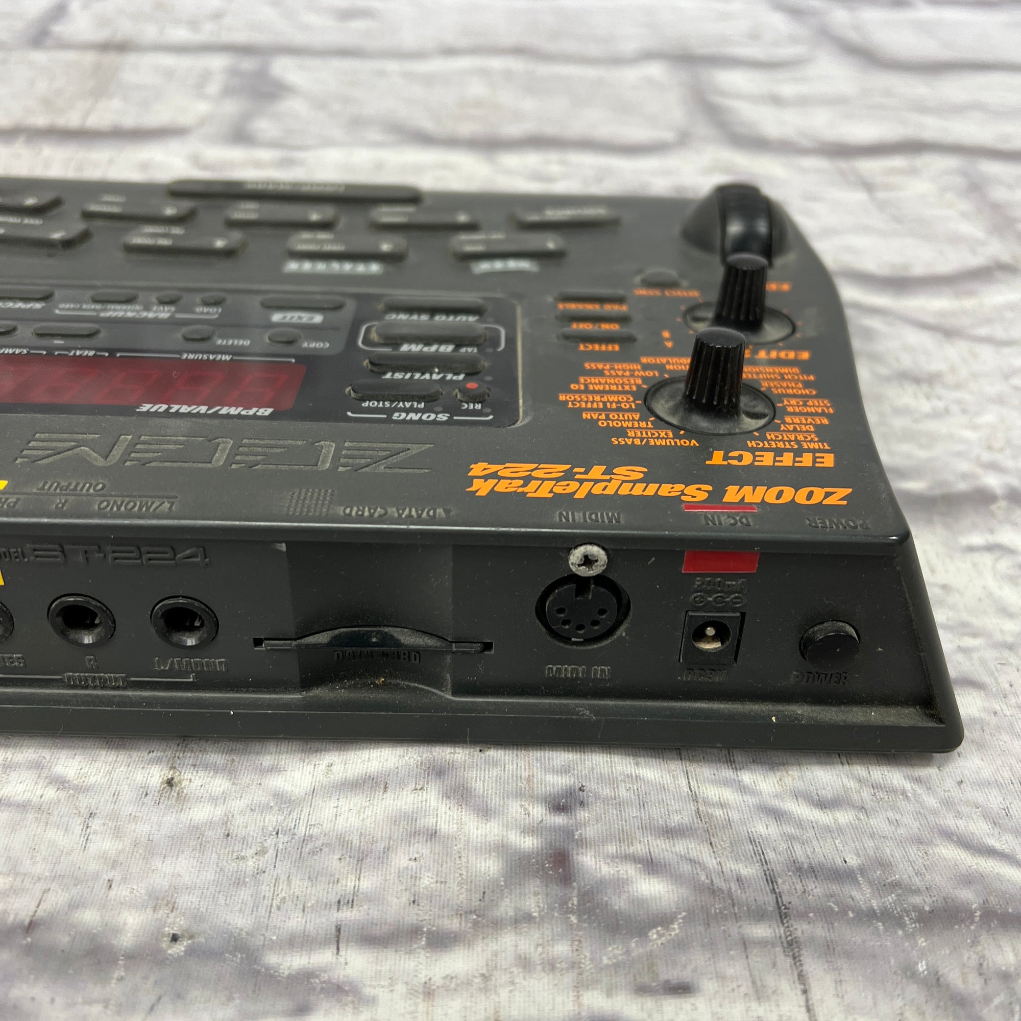 ZOOM SAMPLER ST-224
