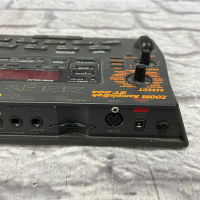 Zoom ST-224