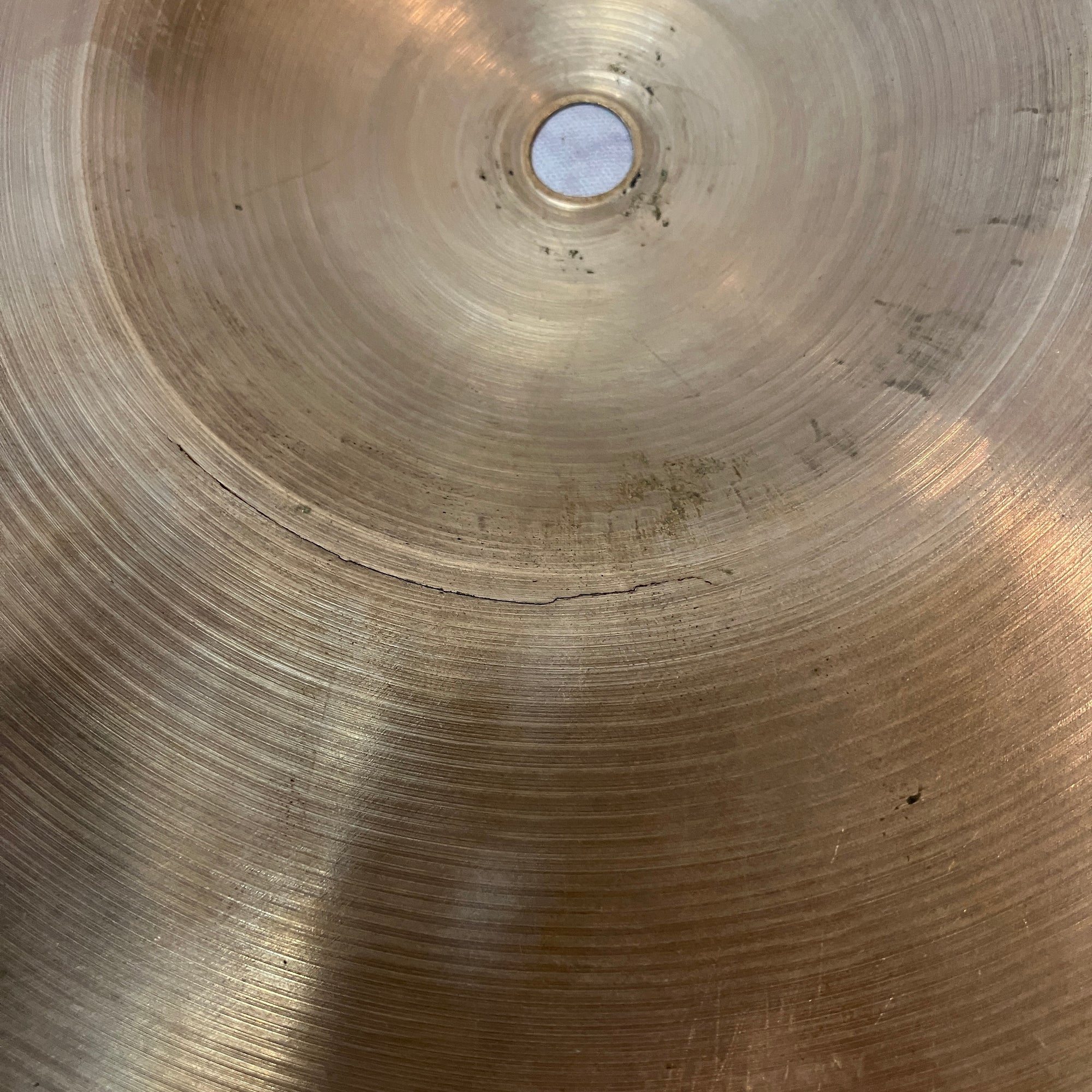 Zildjian 12 Inch Cymbal (CRACKED)