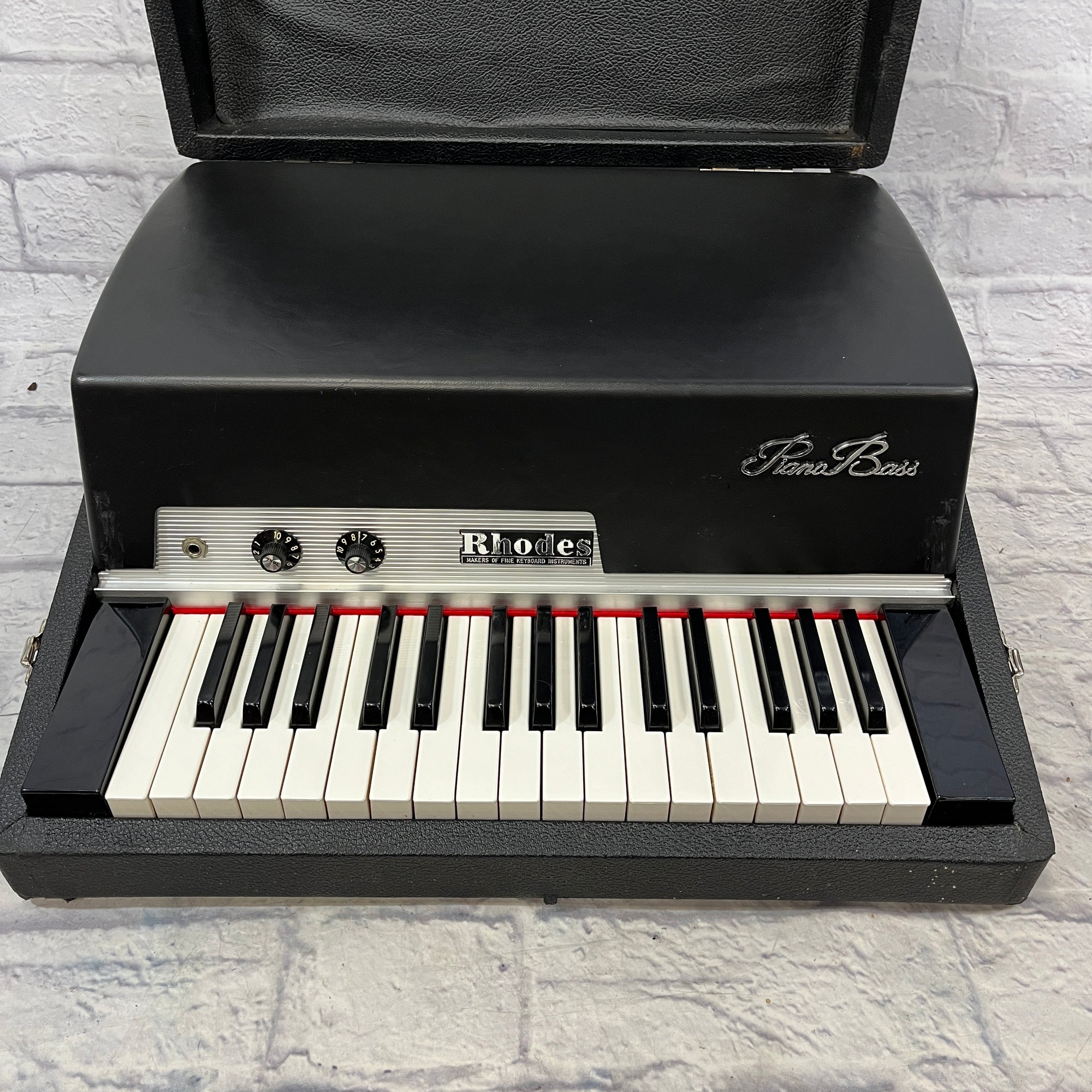 Fender Rhodes Piano Bass Electric Piano