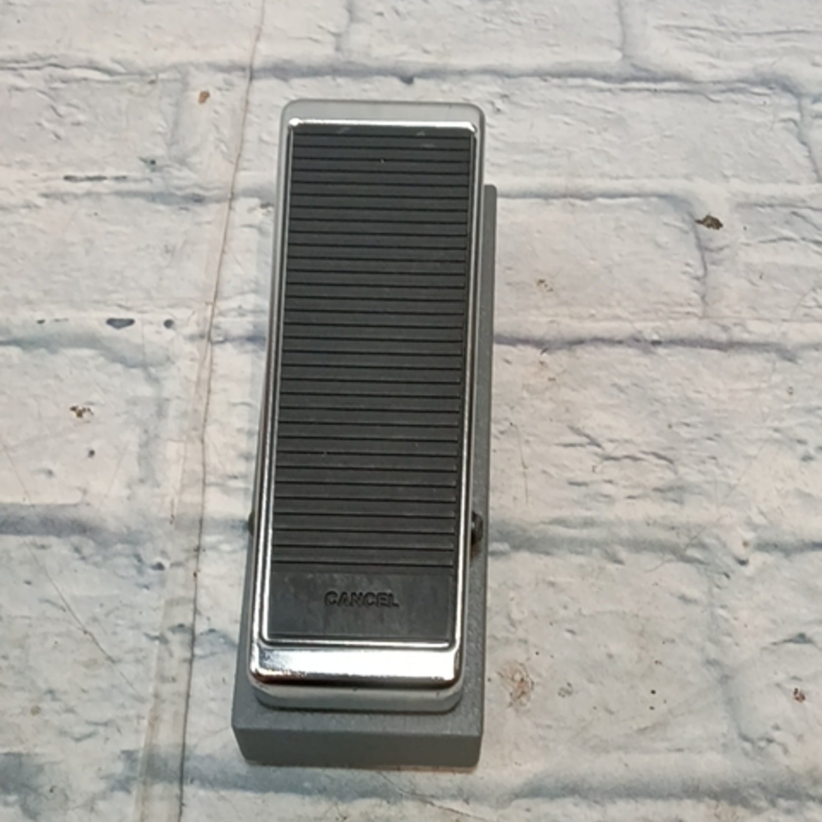 Unknown Expression Pedal
