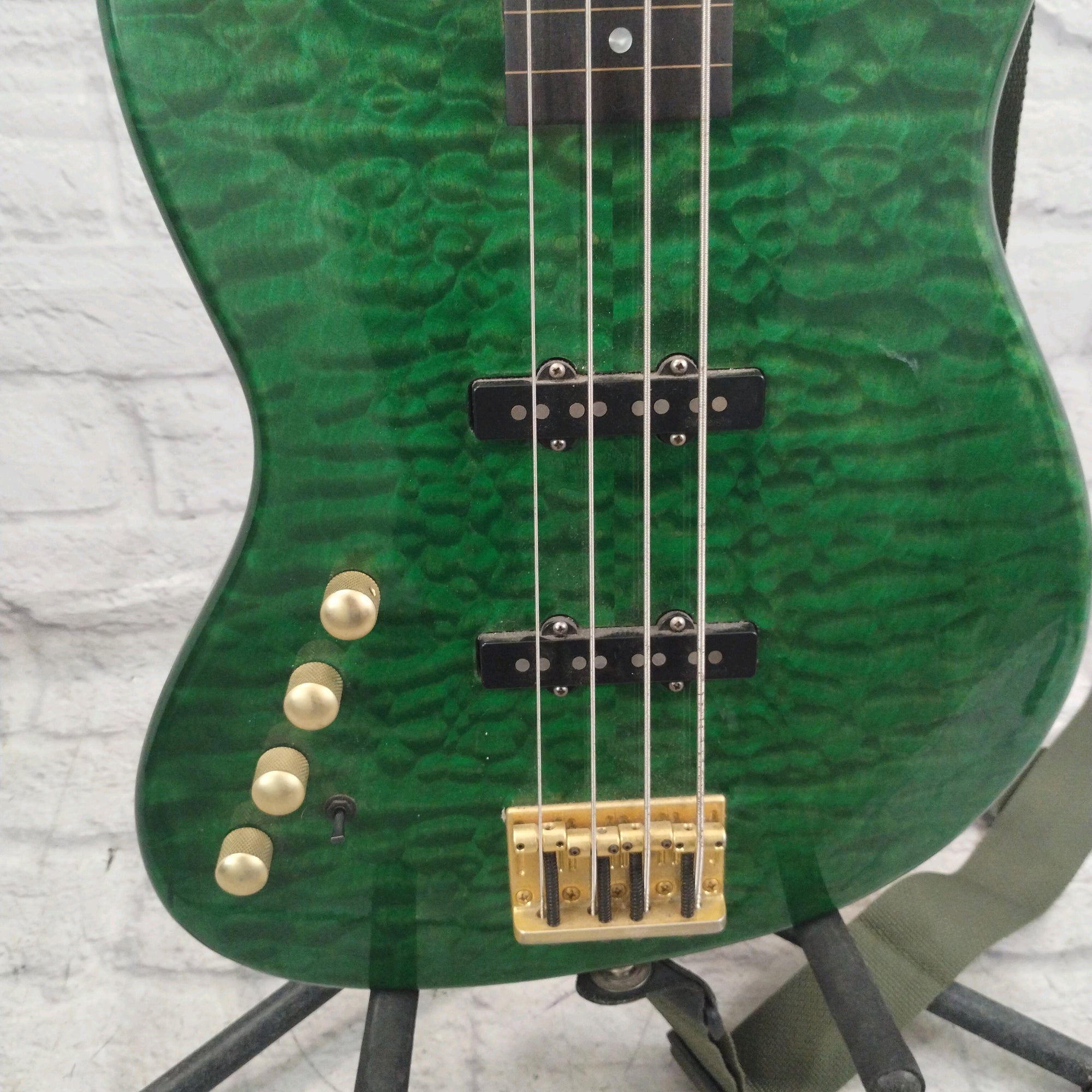 Warmoth Lefty Fretless Jazz 4 String Bass Guitar