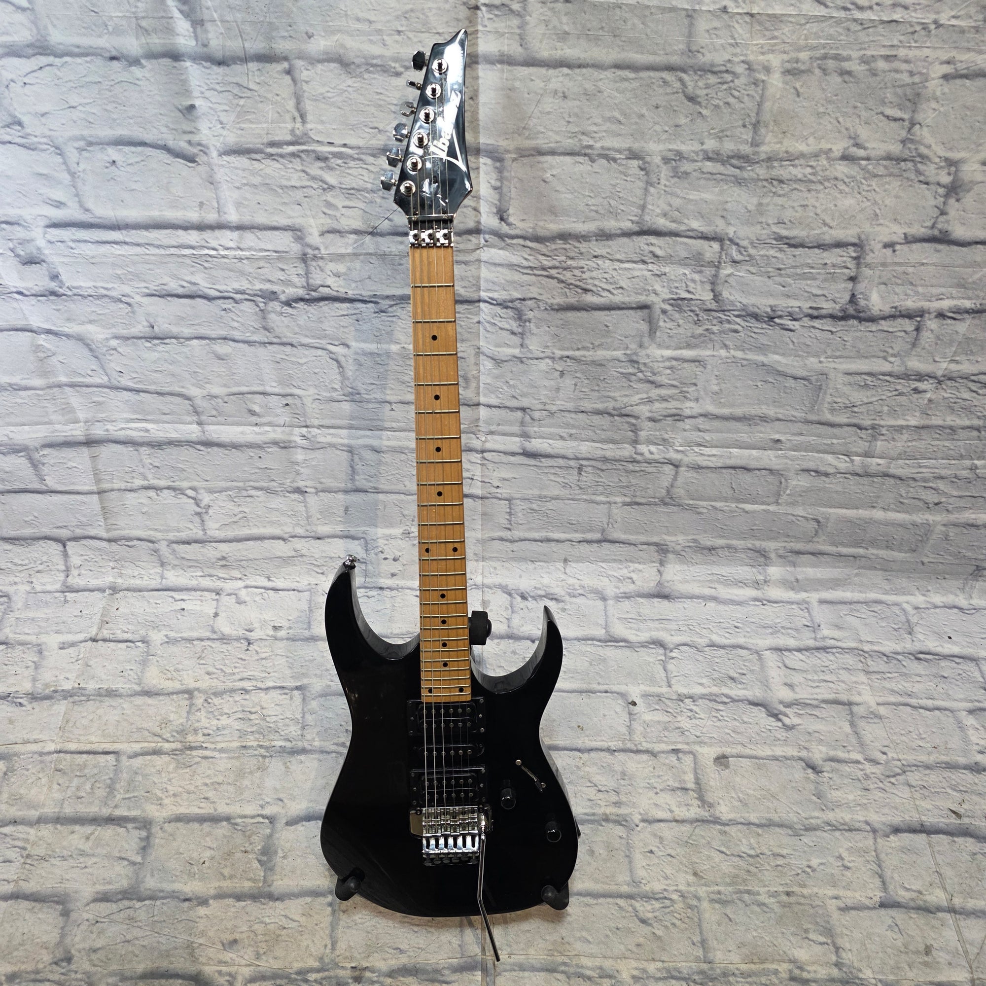 Ibanez RG270-BK - Black Electric Guitar w/ Floyd Rose