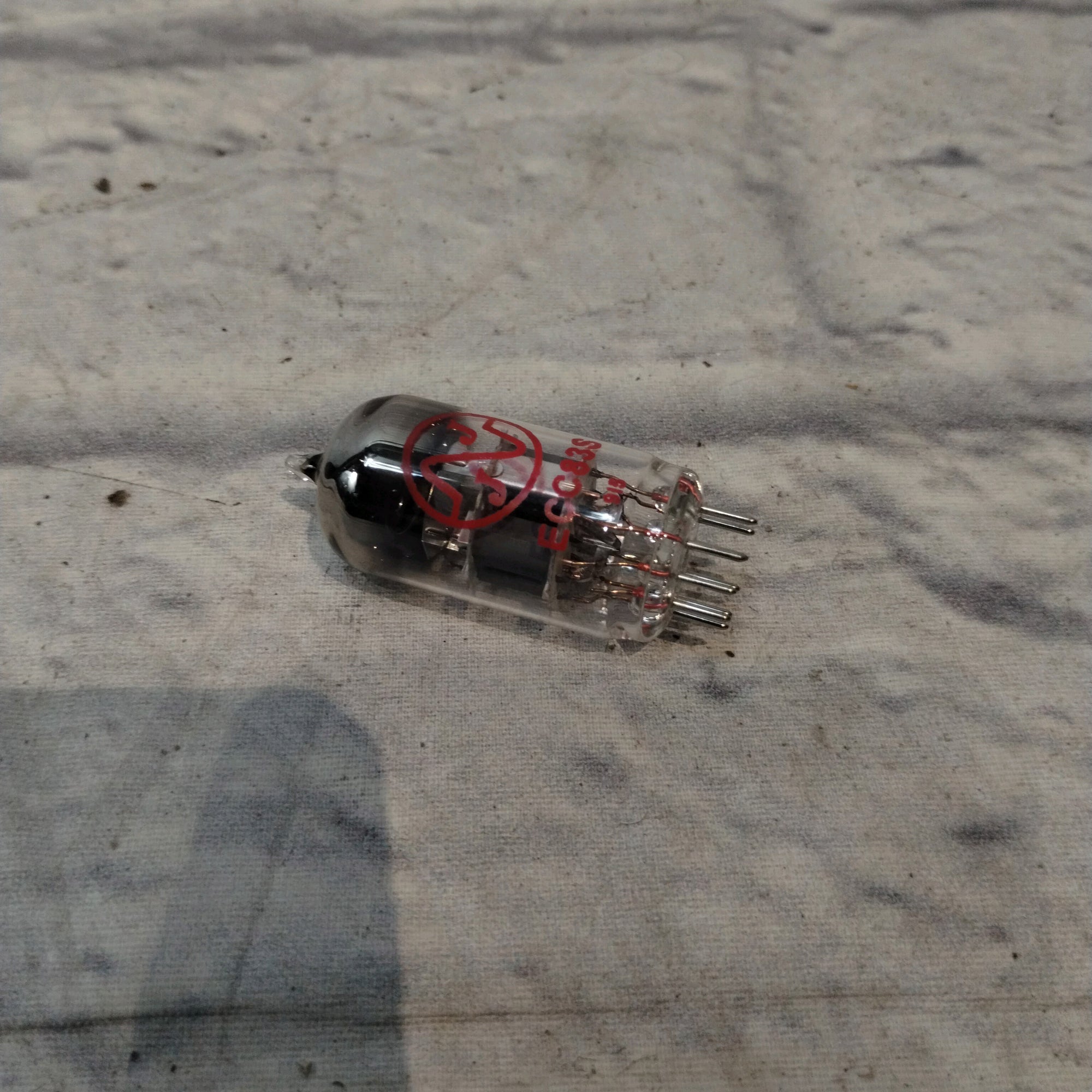 JJ Electronic 12AX7 Preamp Tube