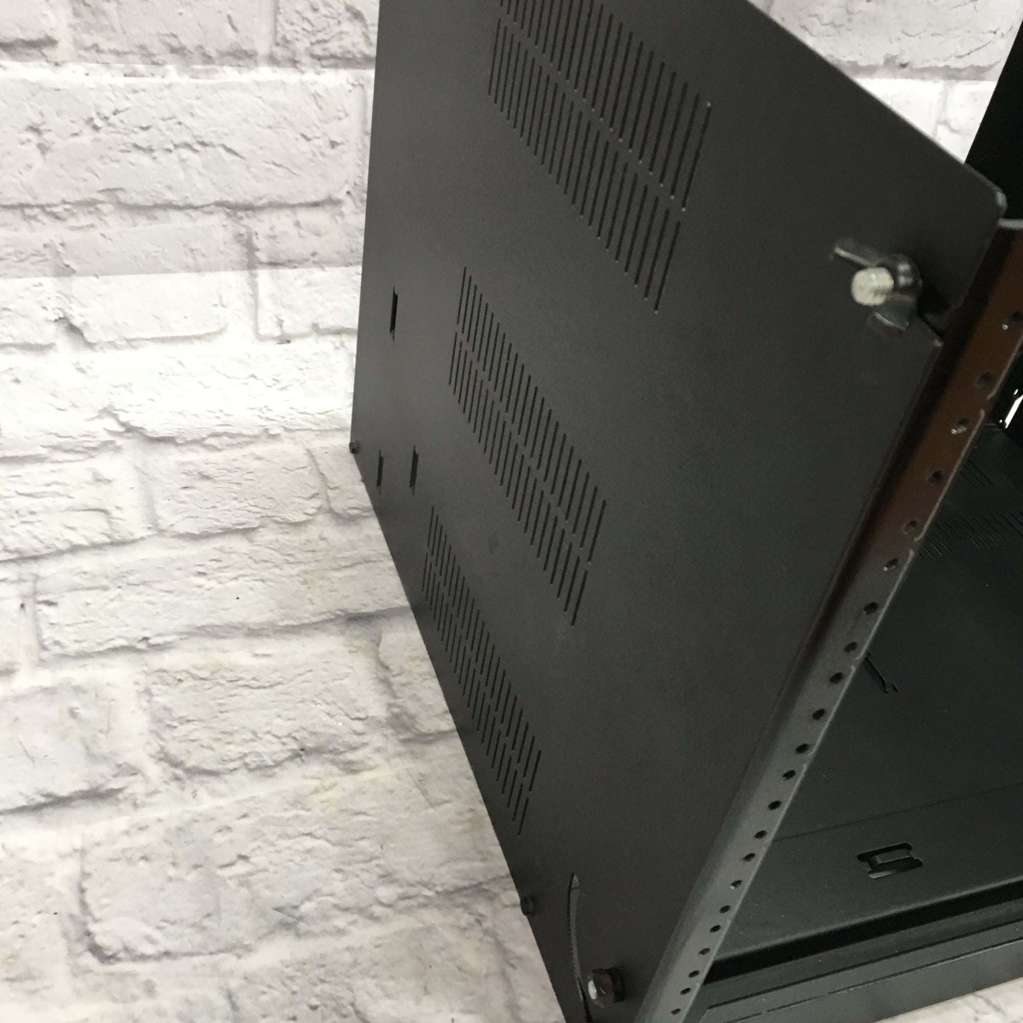 8U Display Rack, Unknown Manufacturer