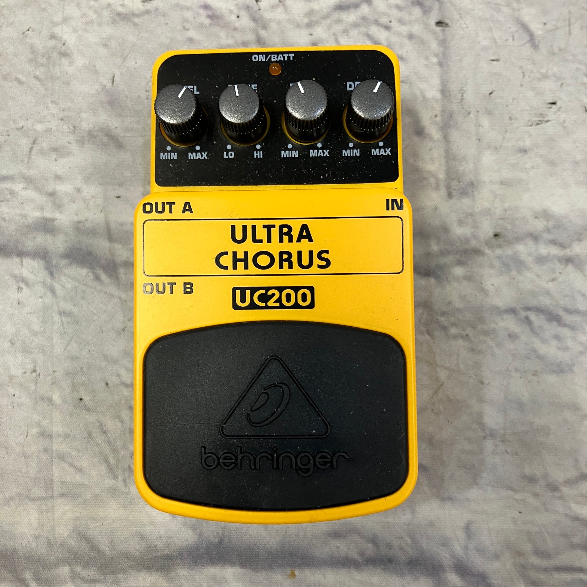 Behringer UC200 Ultra Chorus Pedal