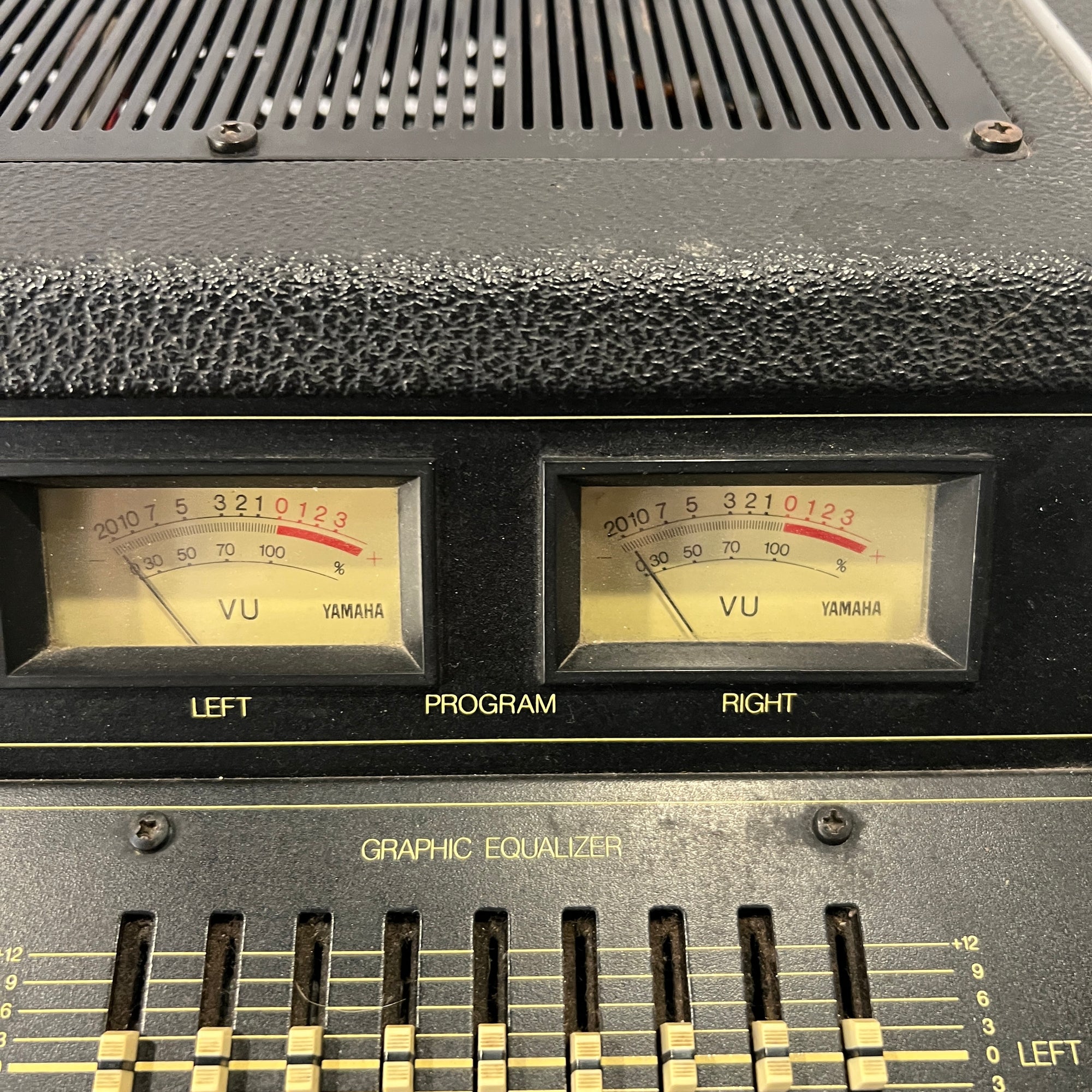 Yamaha EM200B Mixer Japan