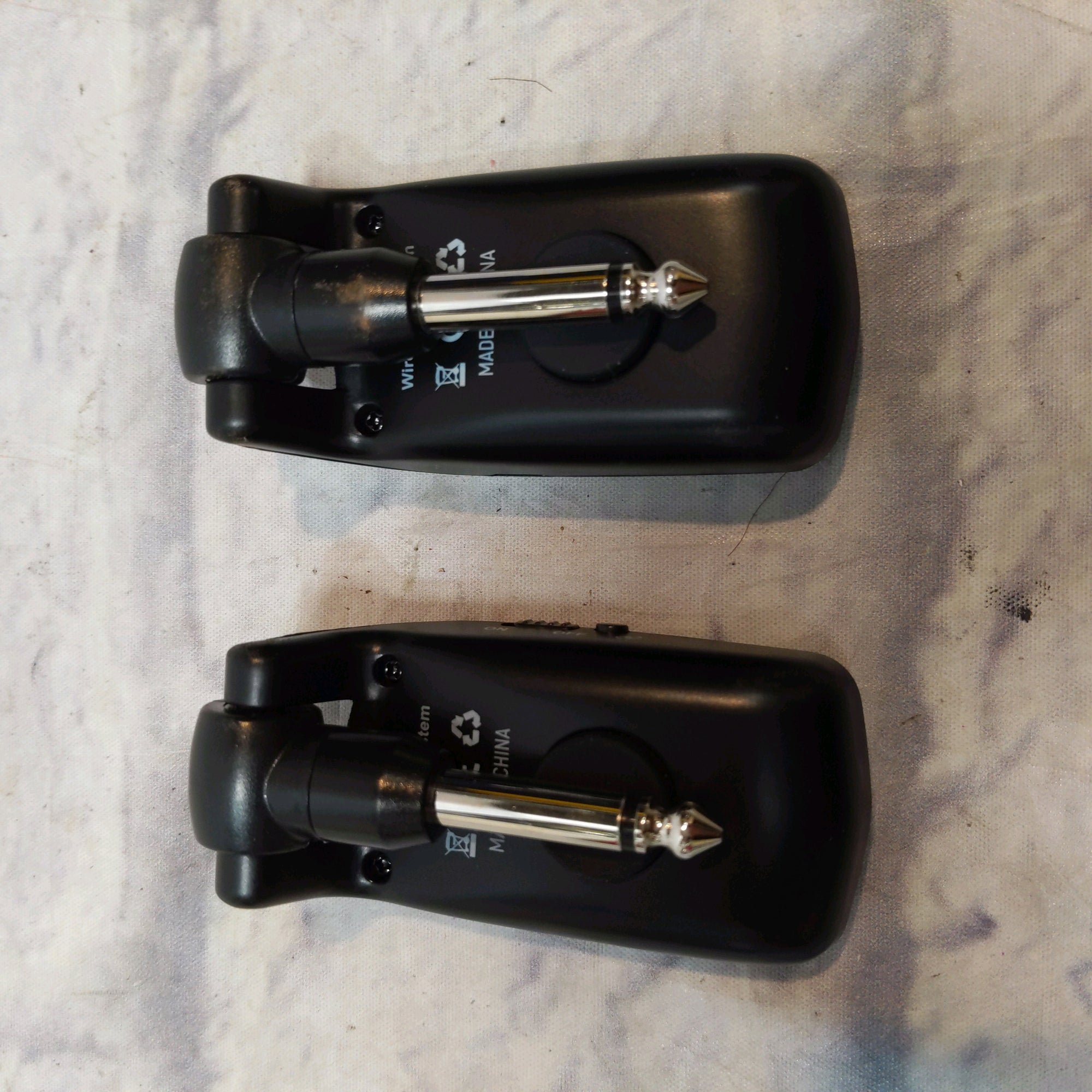 CFG CF-80 Wireless Instrument Transmitter and Receiver