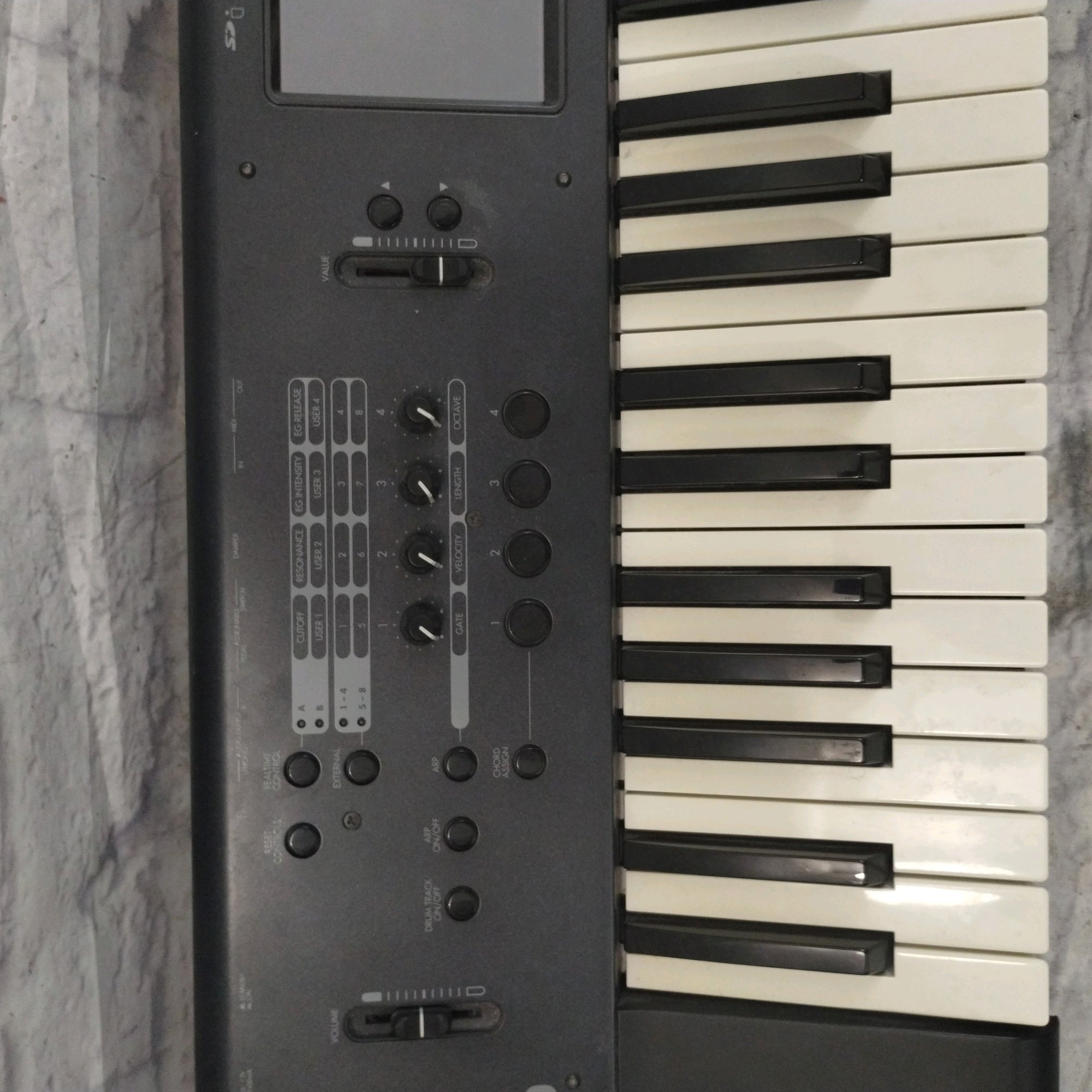 Korg M50 (Semi-weighted) "256 MB ROM" Workstation