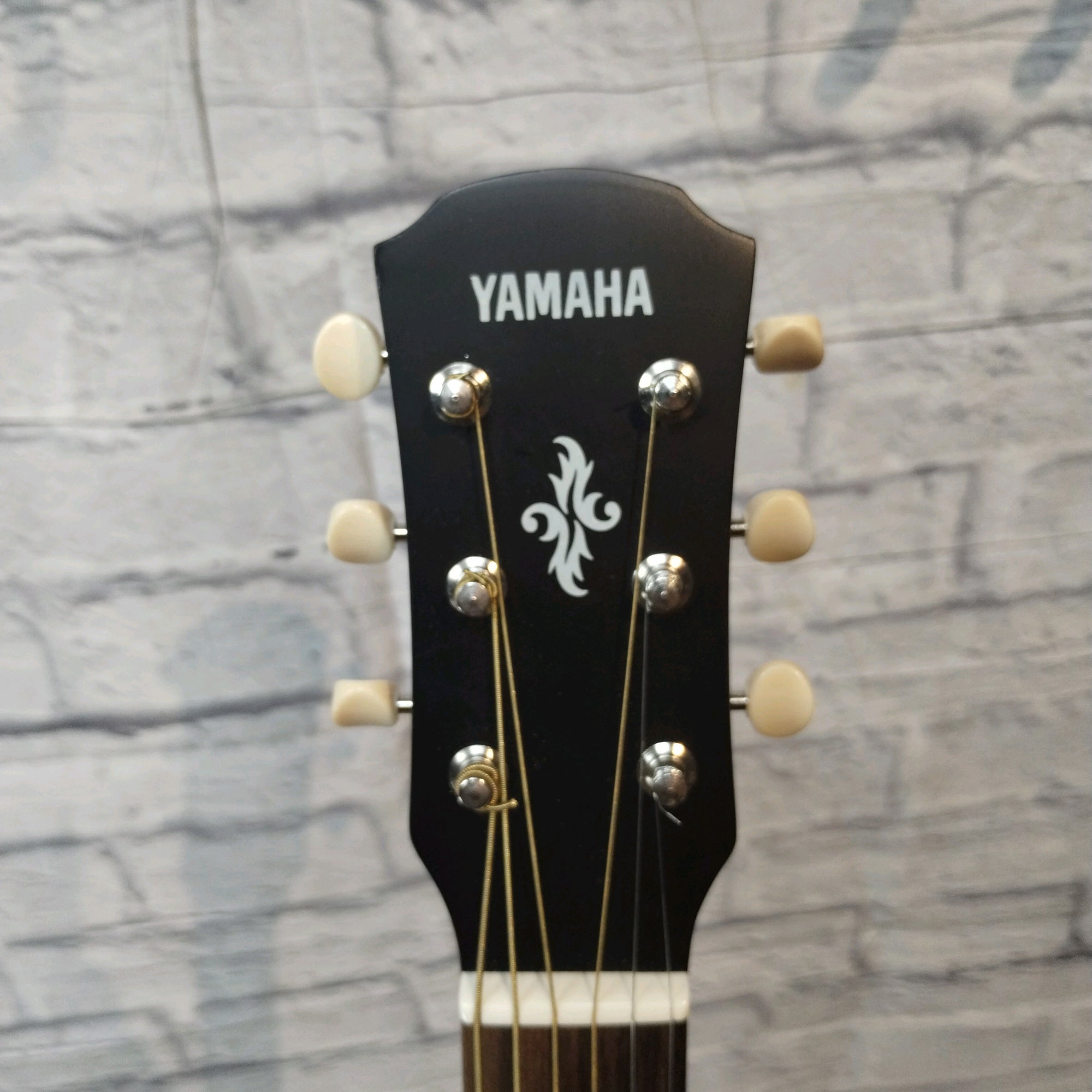Yamaha APXT2 Acoustic Electric Guitar