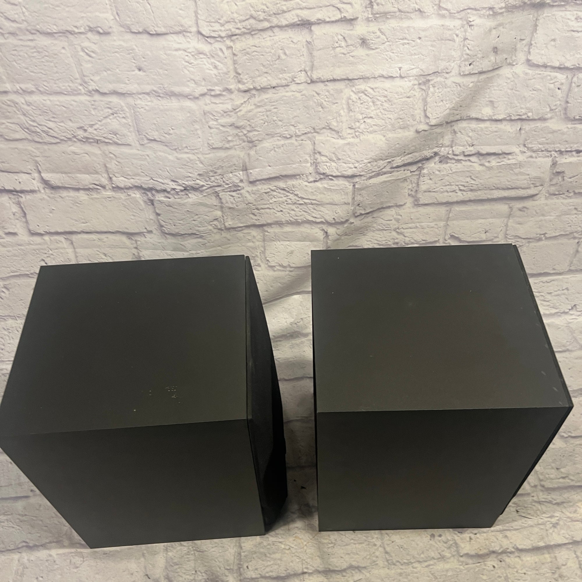 Yamaha NS-A638 3-Way Home Stereo Speaker Pair 8ohm 140 Watts