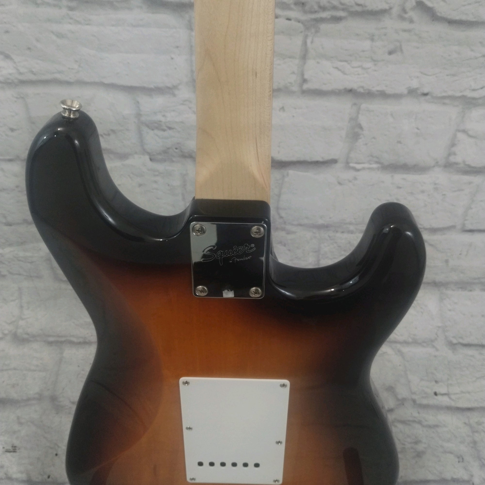 Squier Affinity Stratocaster Left Handed Sunburst