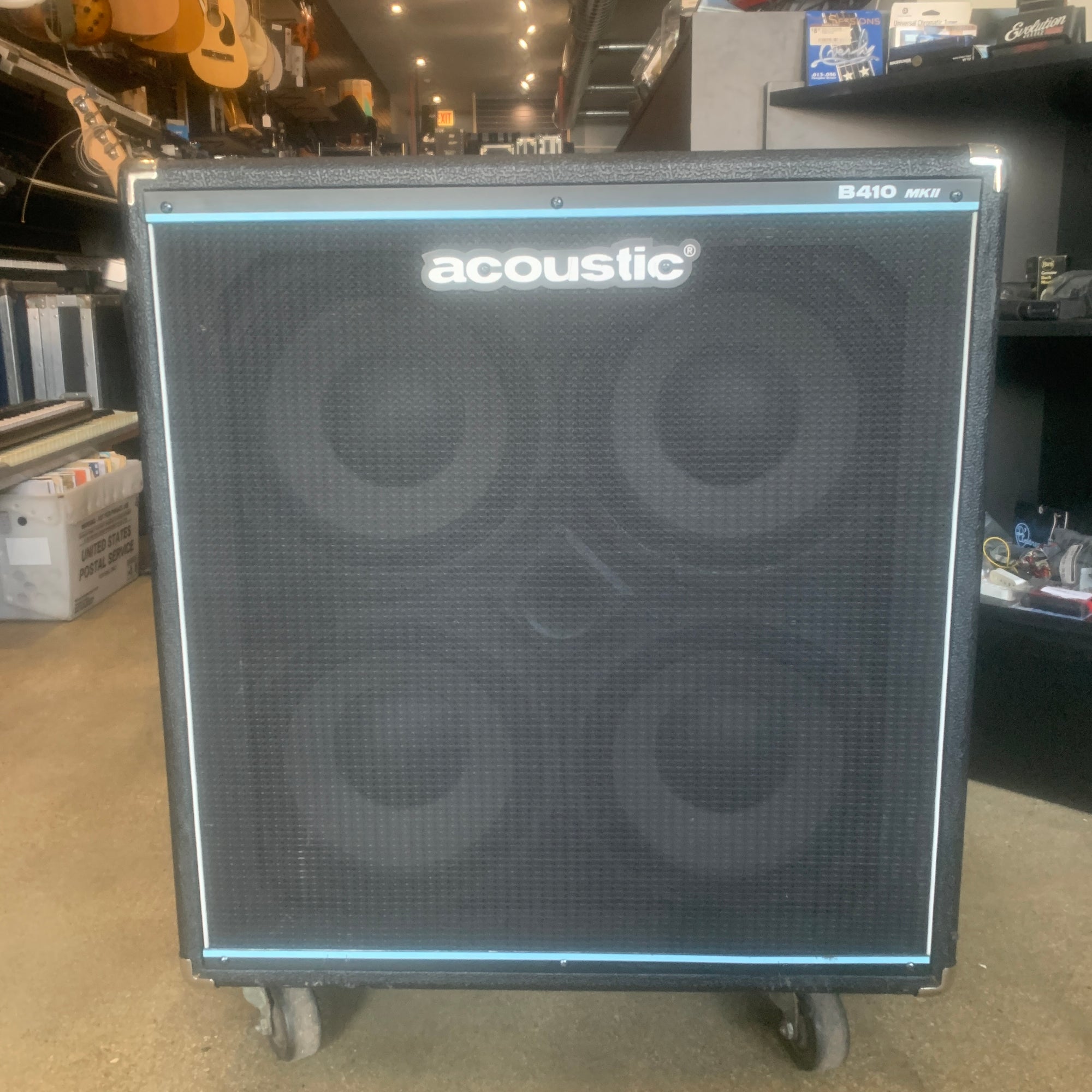 Acoustic B410 Bass Cab