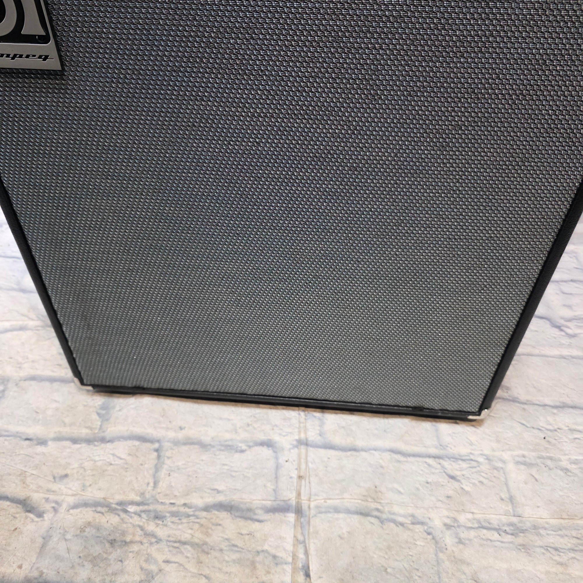 Ampeg SVT-212AV Bass Cab