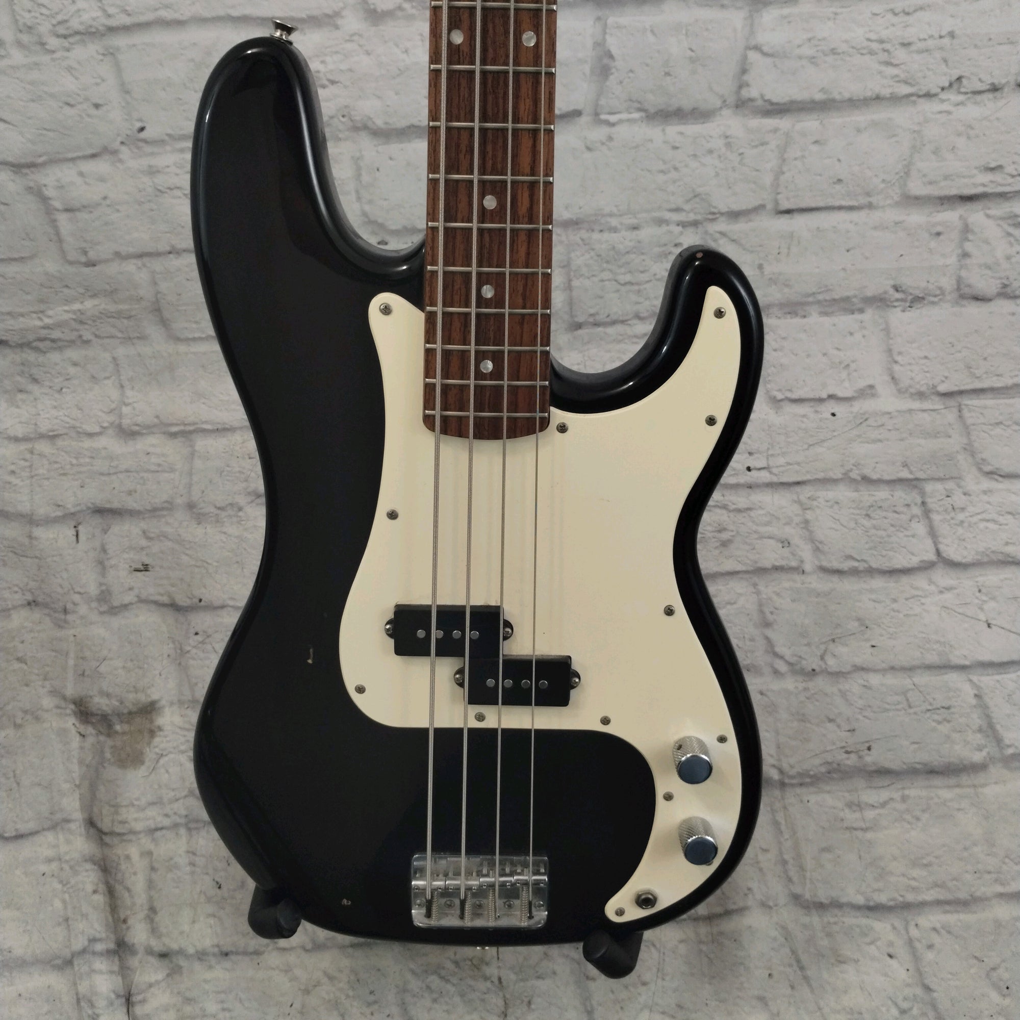 Squier Affinity Precision Bass Black